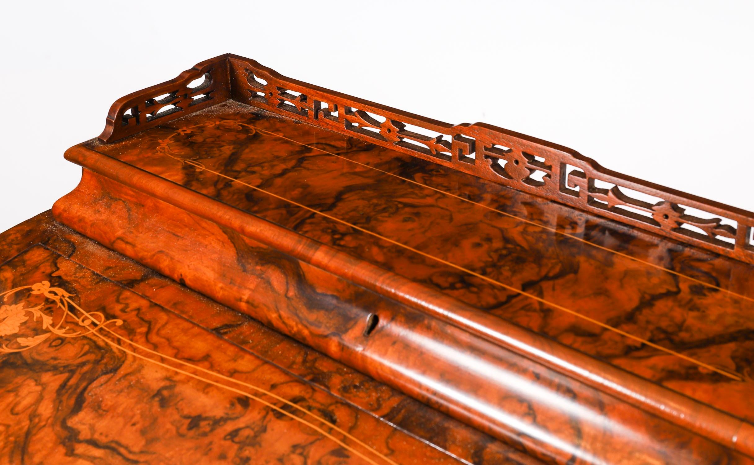 Antiker viktorianischer Schreibtisch aus Wurzelholz mit Intarsien Davenport, ca. 1860, 19. im Angebot 8