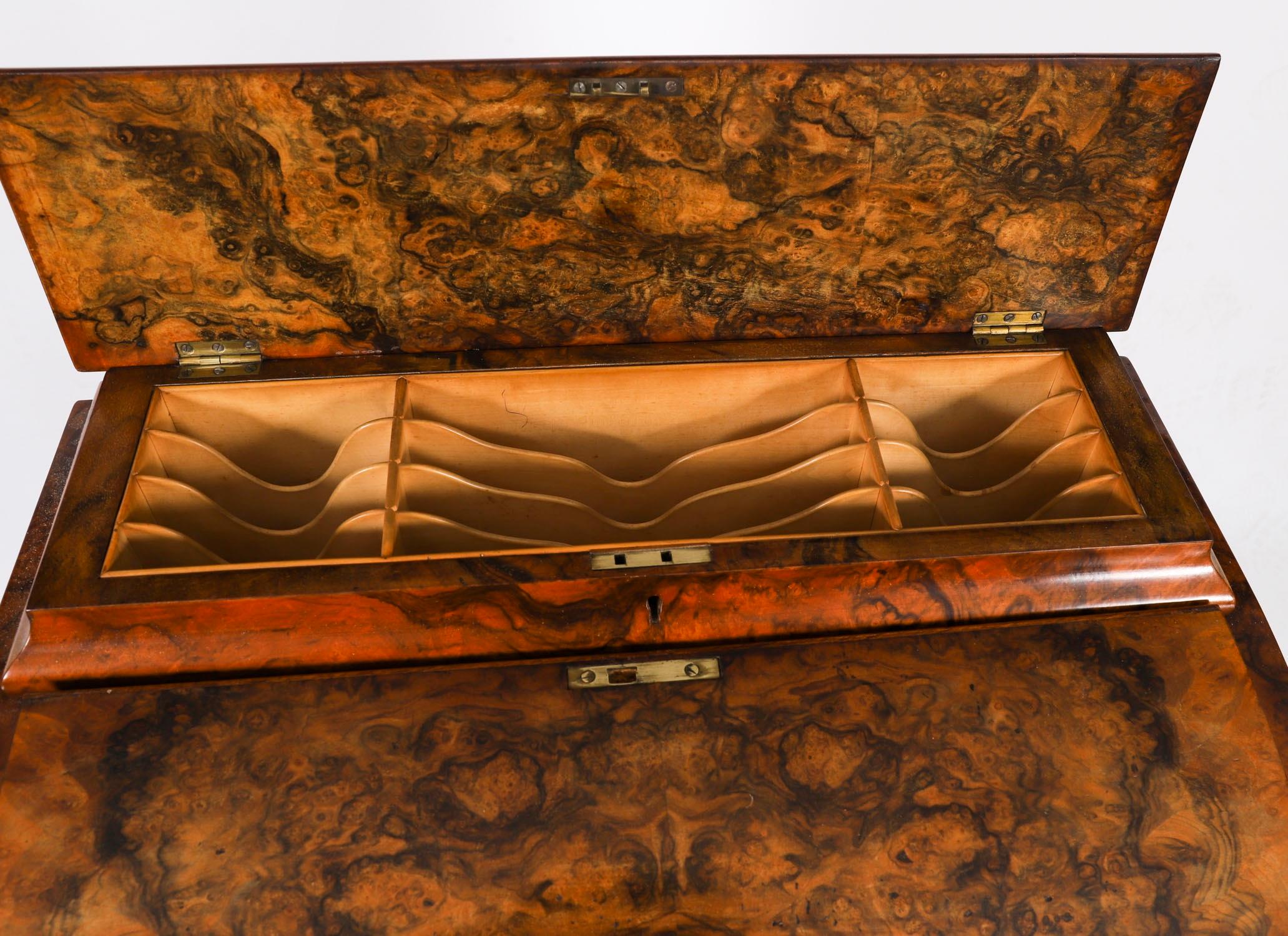 Antiker viktorianischer Schreibtisch aus Wurzelholz mit Intarsien Davenport, ca. 1860, 19. im Angebot 9