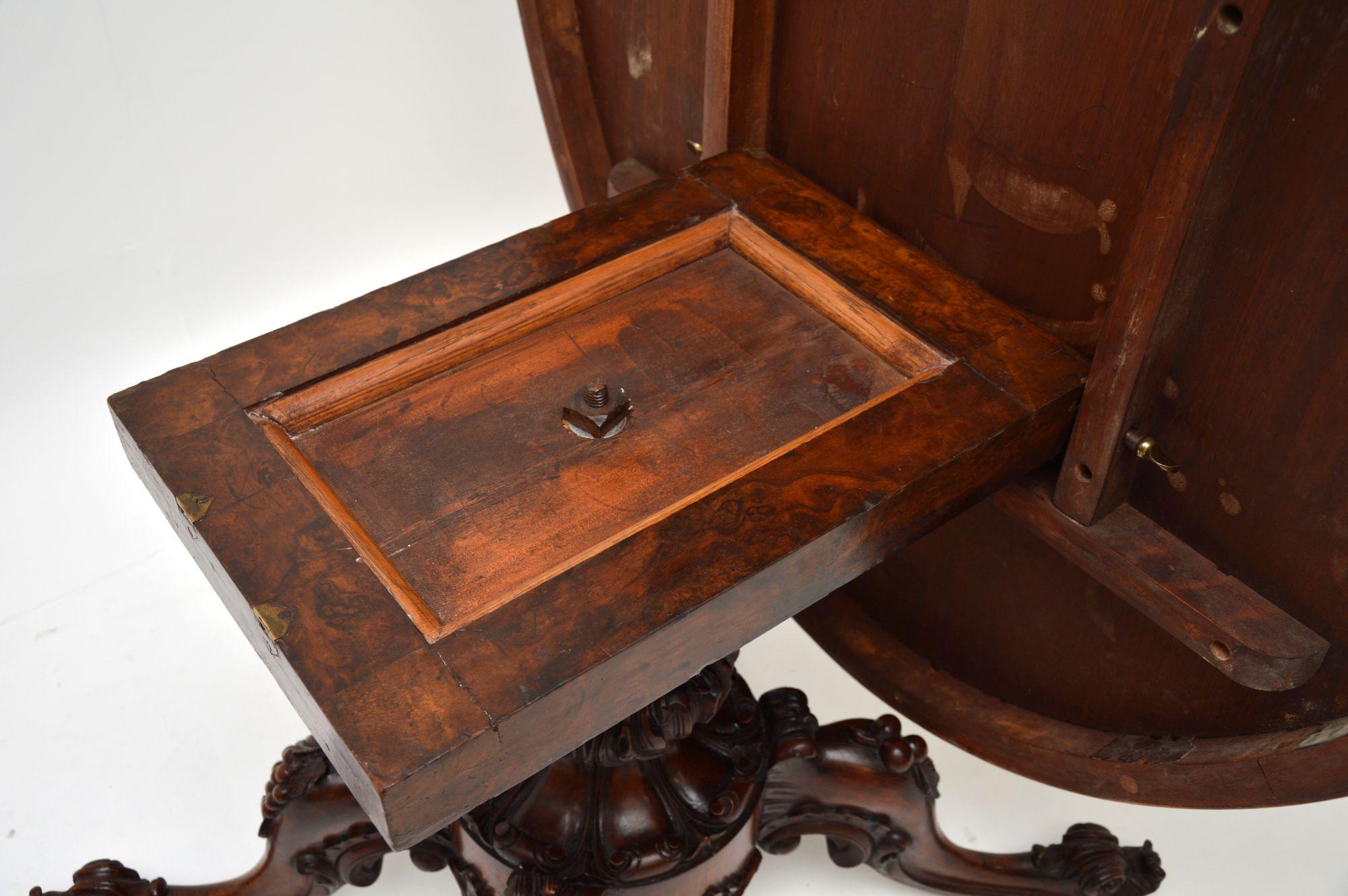 Antique Victorian Burr Walnut Loo Table In Good Condition In London, GB