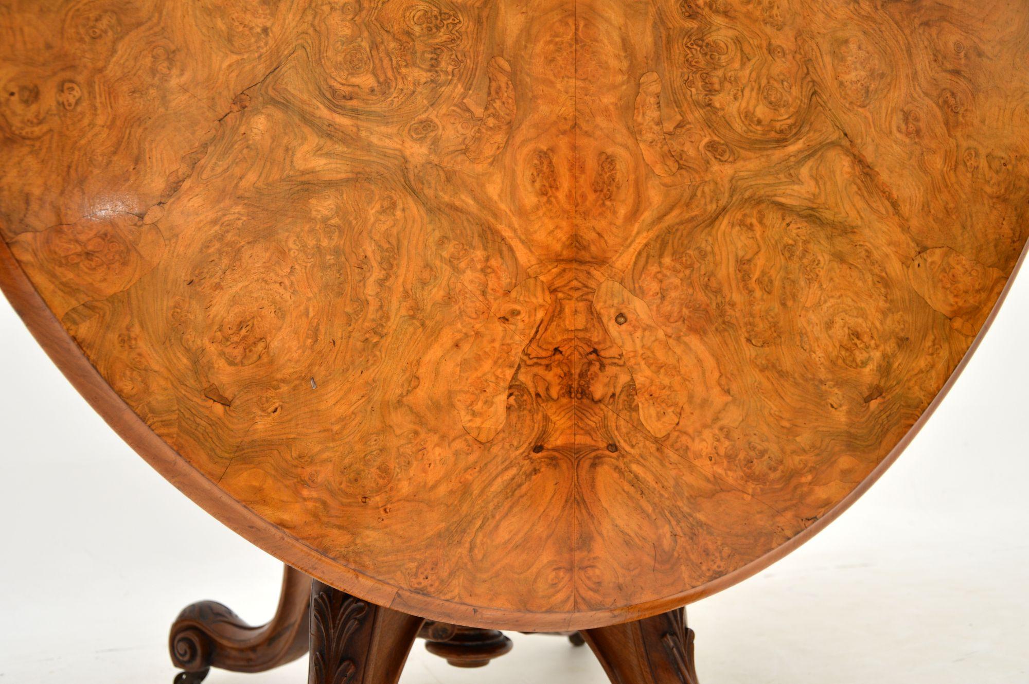 Antique Victorian Burr Walnut Loo Table In Good Condition In London, GB
