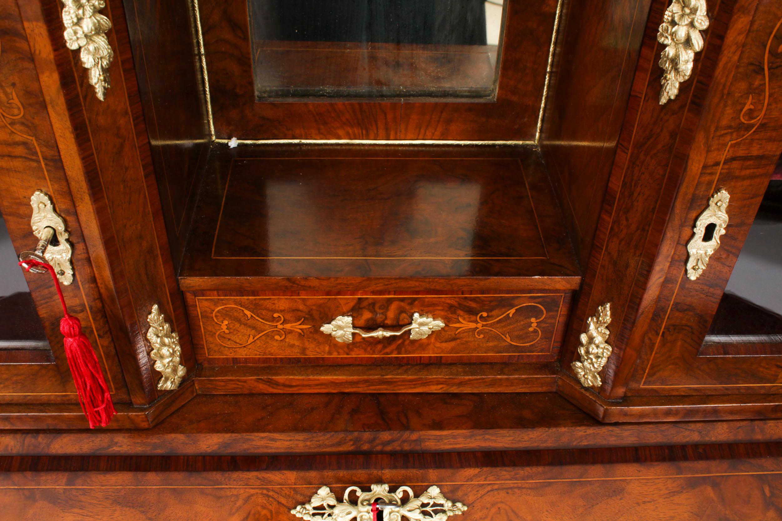 Bureau Bonheur de Jour victorien ancien et ornementation en bronze doré 19ème siècle Bon état - En vente à London, GB