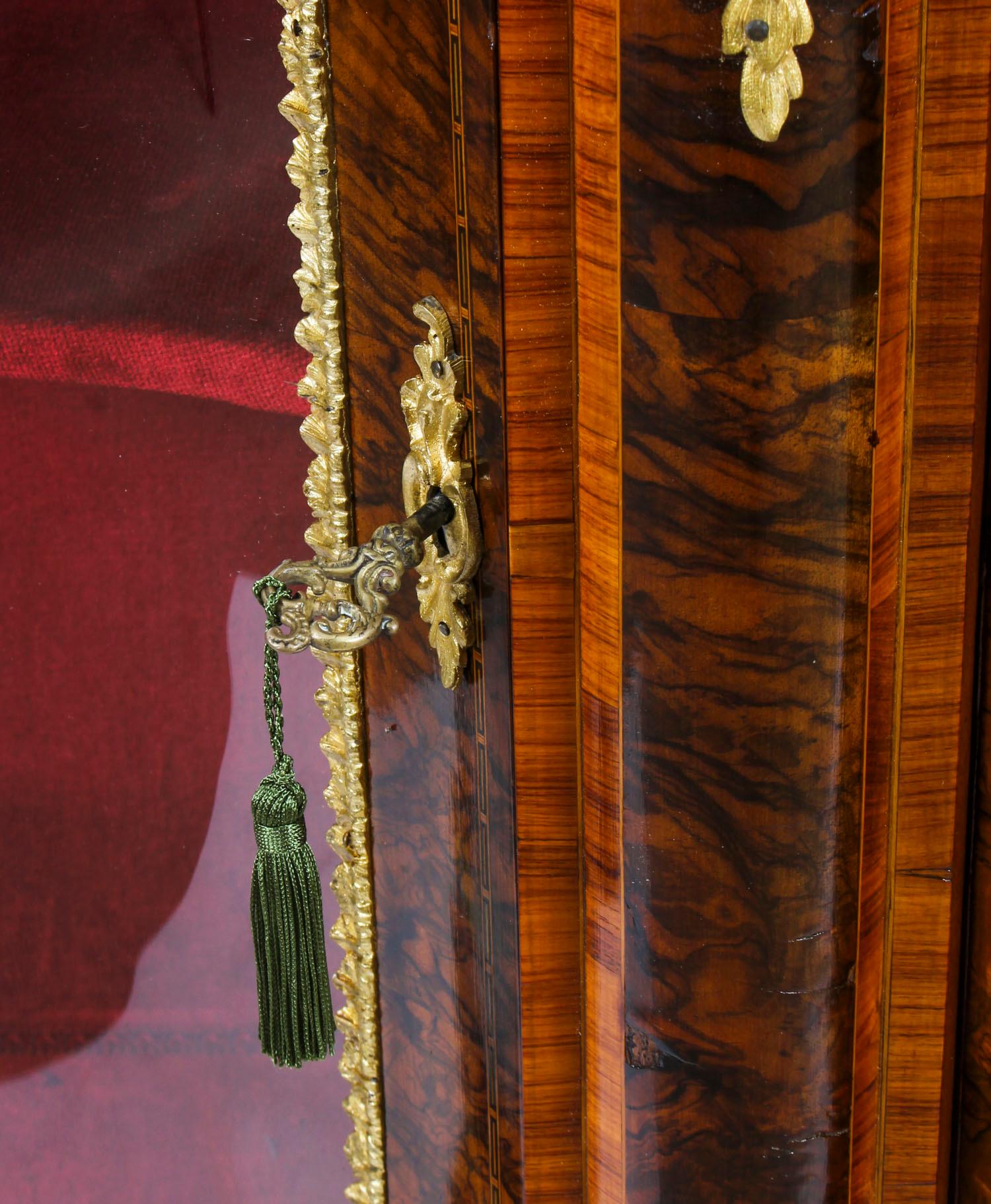 Velvet Antique Victorian Burr Walnut and Marquetry Serpentine Credenza, 19th Century For Sale