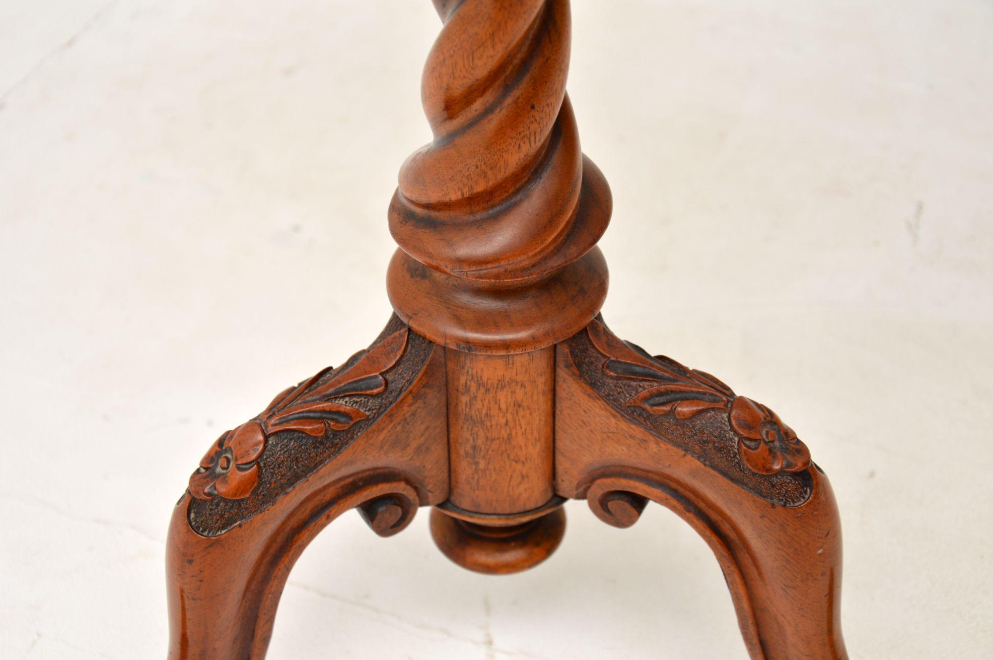 Antique Victorian Burr Walnut Occasional Table In Good Condition In London, GB