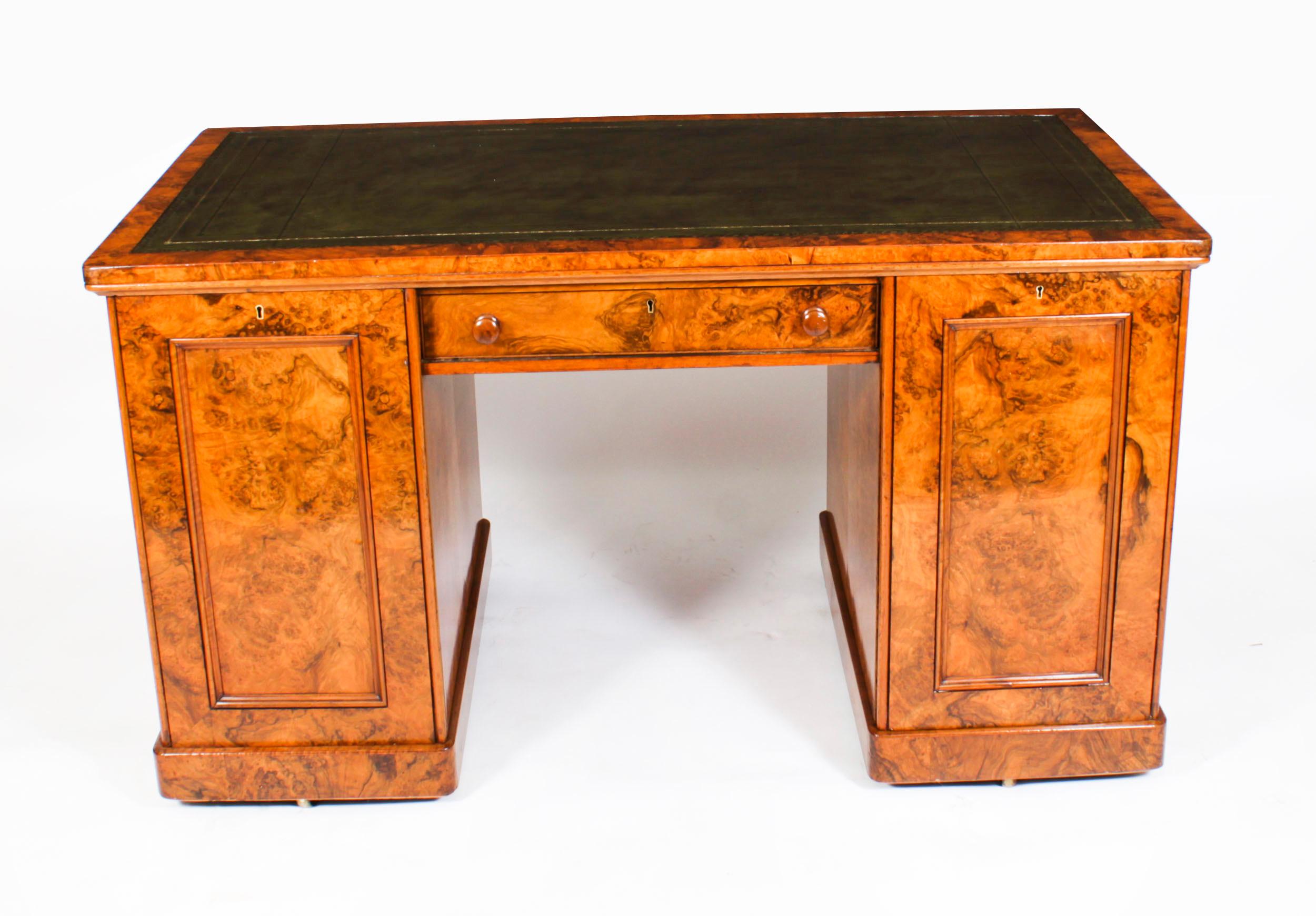 Antique Victorian Burr Walnut Partners Pedestal Desk 19th C For Sale 10