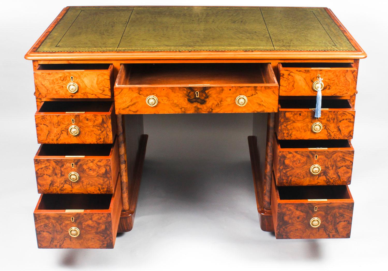 Antique Victorian Burr Walnut Pedestal Desk, 19th Century 3