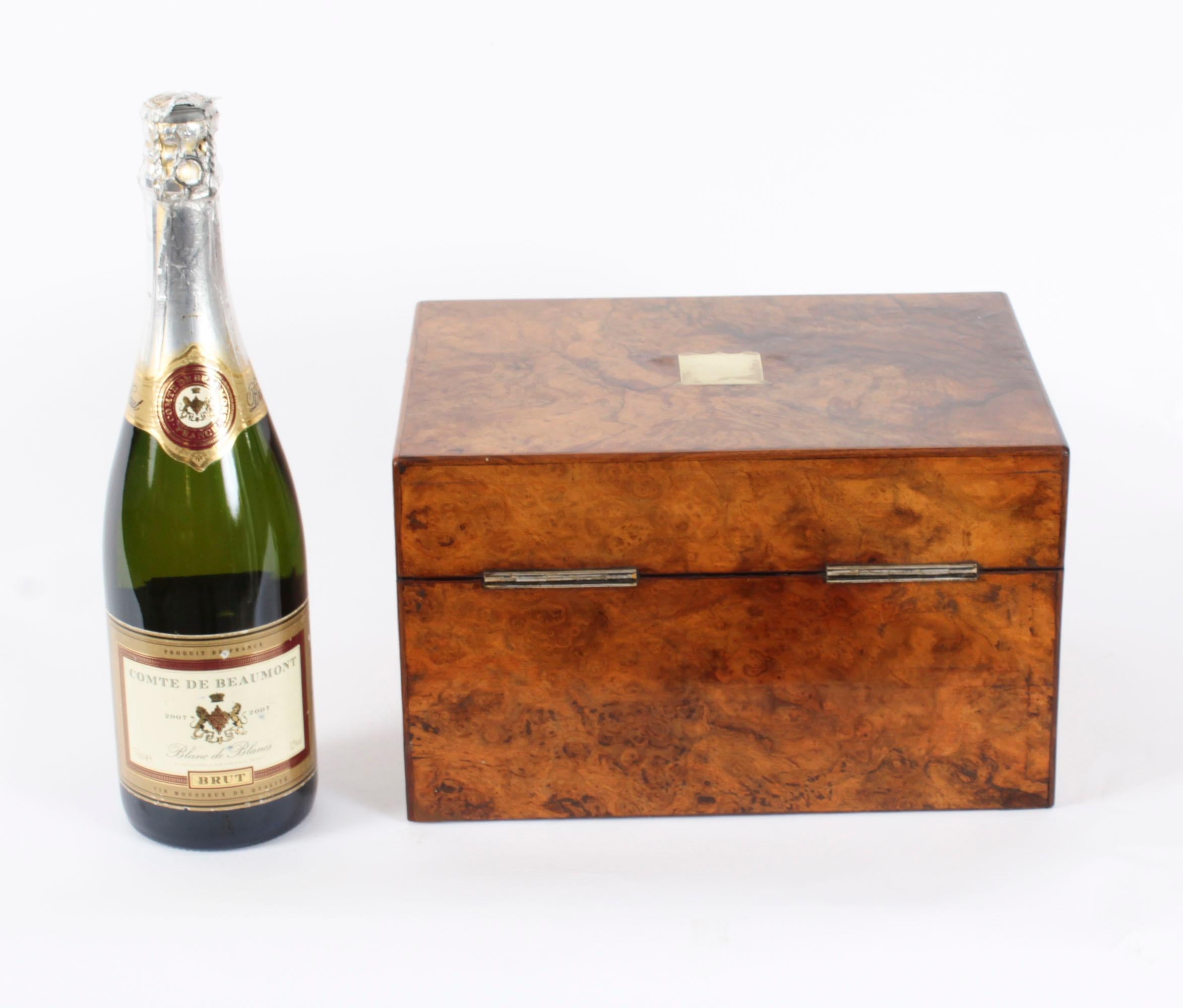 Antique Victorian Burr Walnut Vanity Box C1860 19th C 15