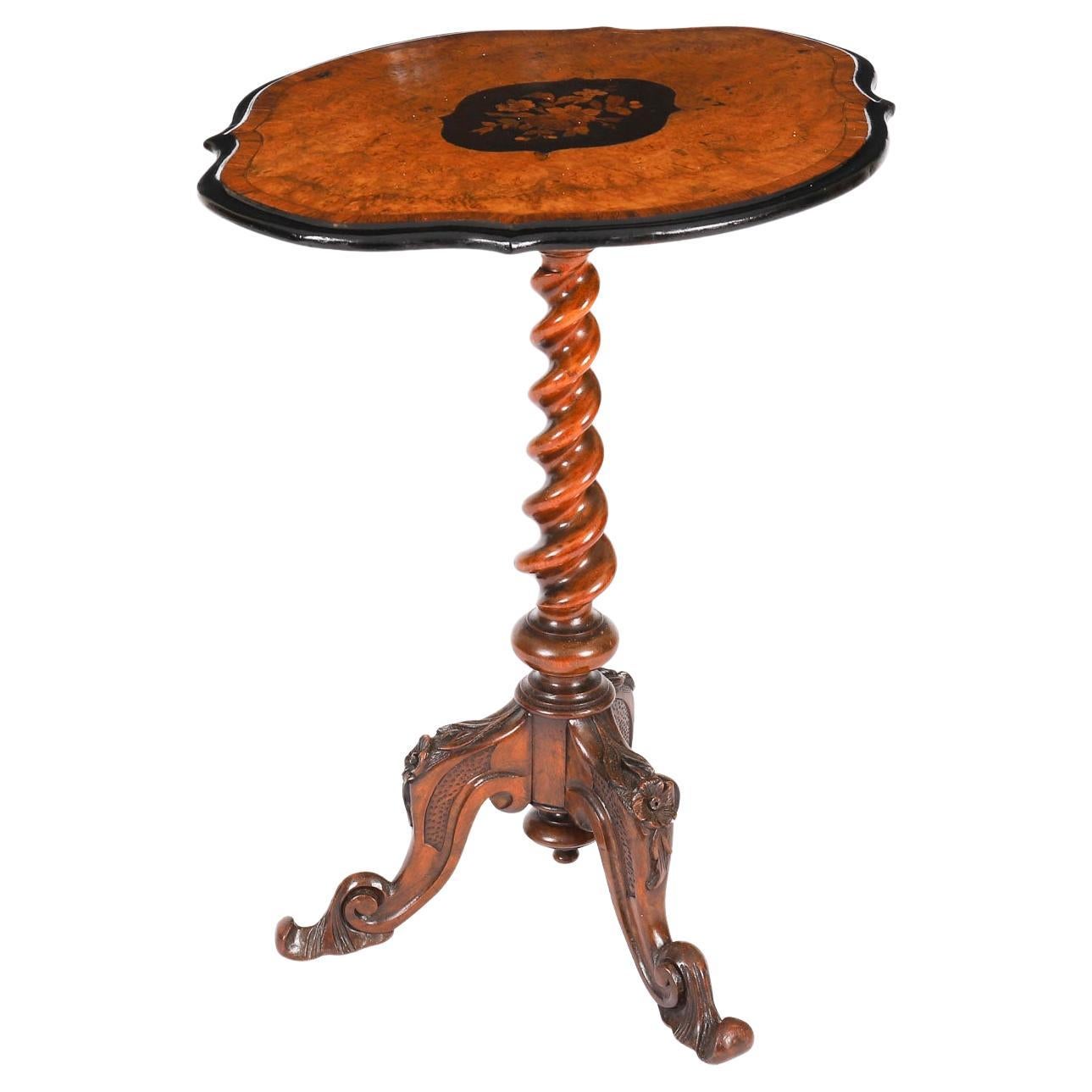 Ancienne table d'appoint victorienne en ronce de noyer pour le vin 19ème siècle