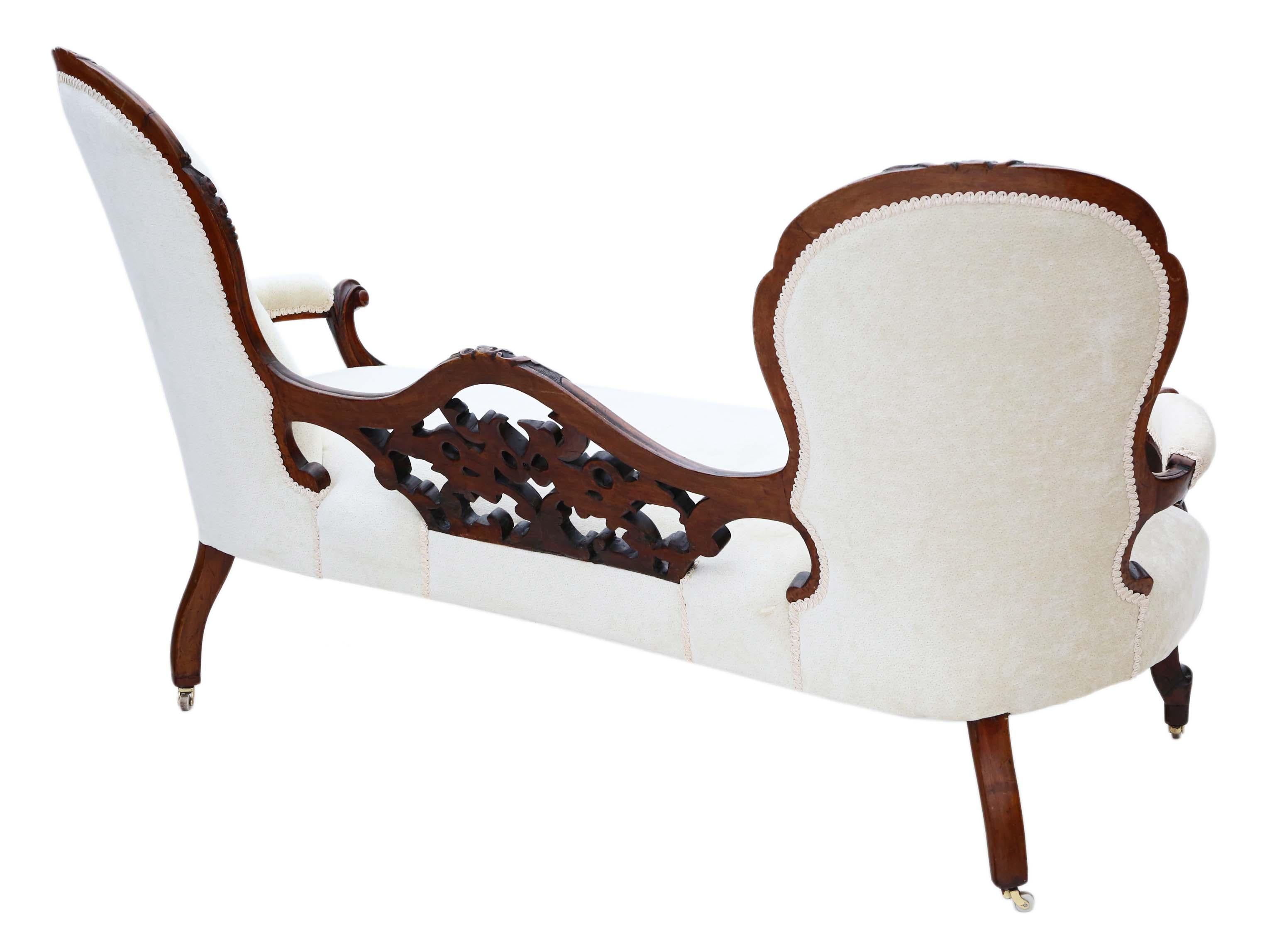 Antique Victorian C1860 Walnut Chaise Longue or Conversation Sofa For Sale 3