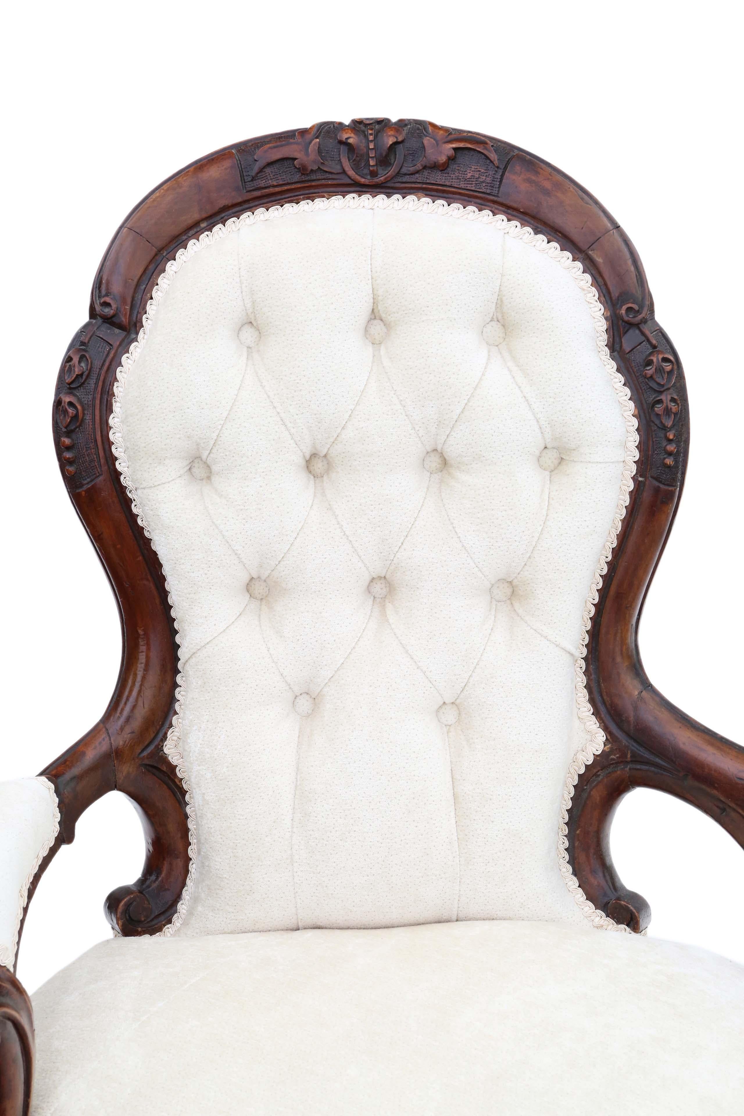Antike viktorianische Chaiselongue oder Conversation Sofa aus Nussbaumholz, C1860 im Angebot 3