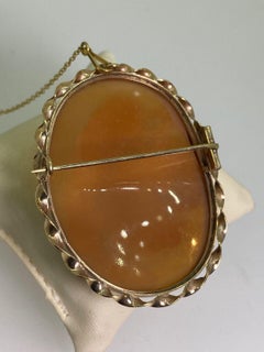 Antique Victorian c1870’s Finely Carved Shell Cameo Brooch Pendant in 9K Gold