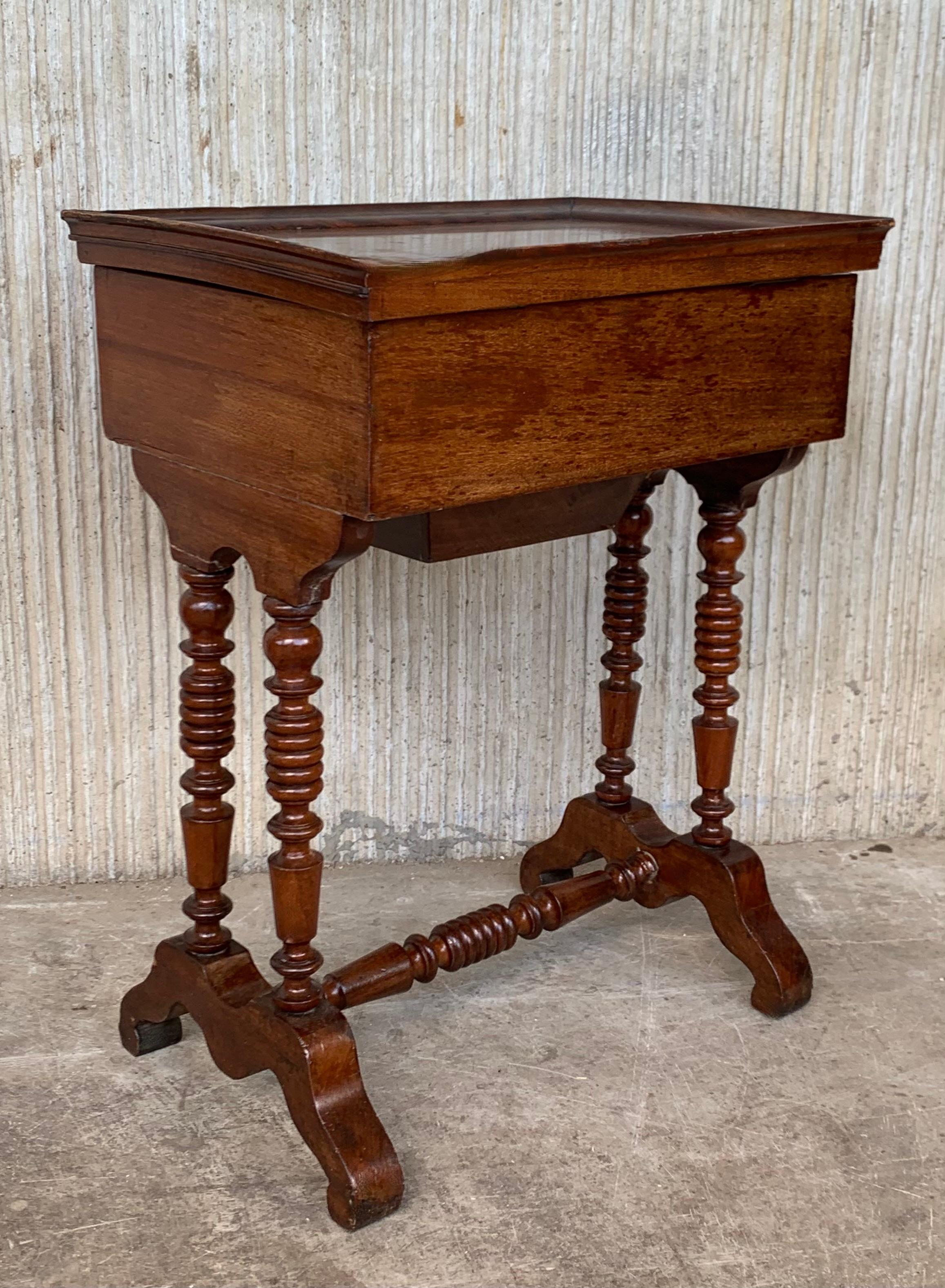 Antique Victorian C1880 Inlaid Burl Walnut Amboyna Work Side Sewing Table Box In Good Condition For Sale In Miami, FL