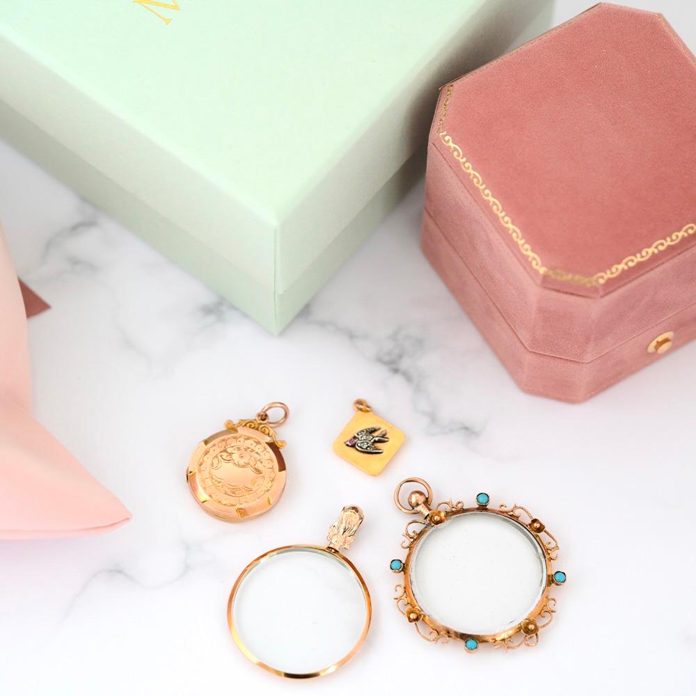 Collier de médaillon en verre ancien, victorien, c.1900s, en or 9ct en vente 2