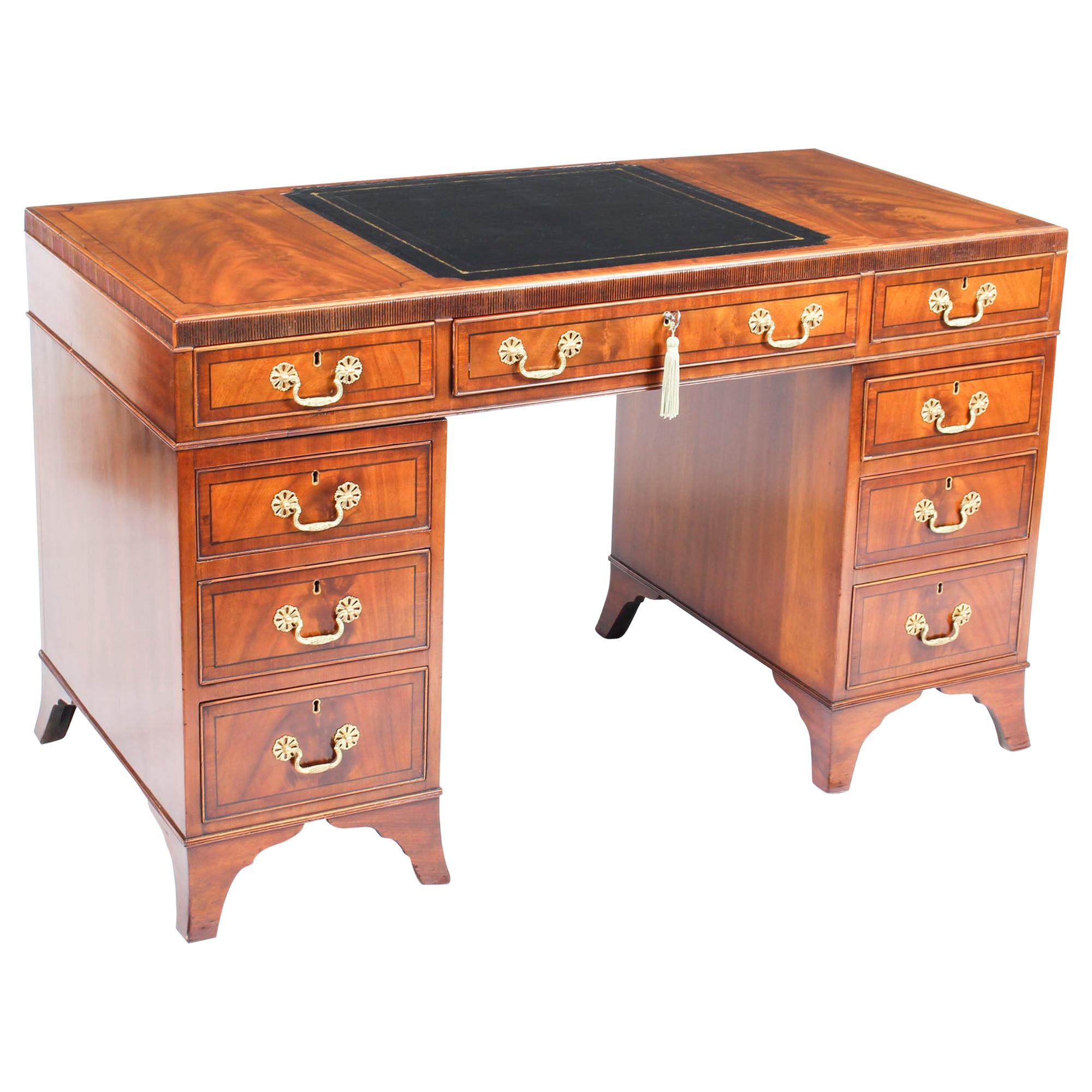 Antique Victorian Caddy Top Mahogany Pedestal Desk, 19th Century