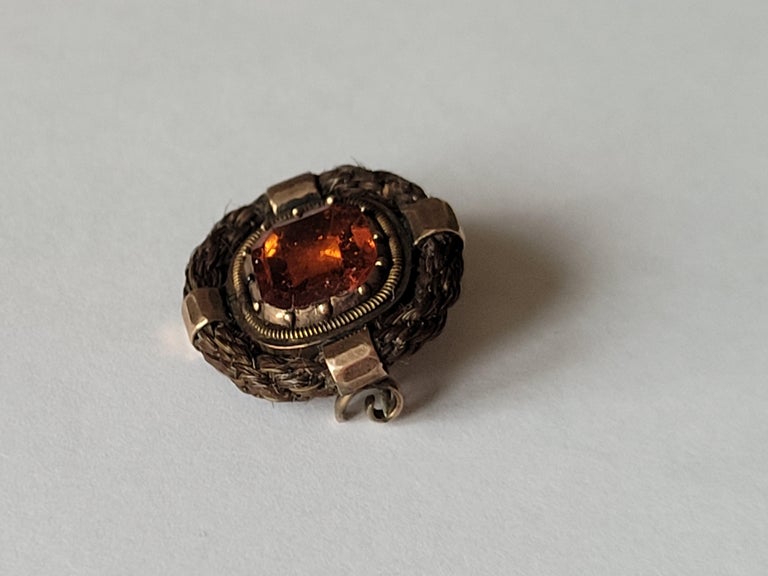 Antique Victorian Cairngorm Hair Rose Gold Mourning Brooch In Good Condition For Sale In Boston, Lincolnshire