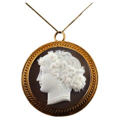 Antique Victorian Cameo 18K Gold Brooch/Pendant Necklace - c.1880