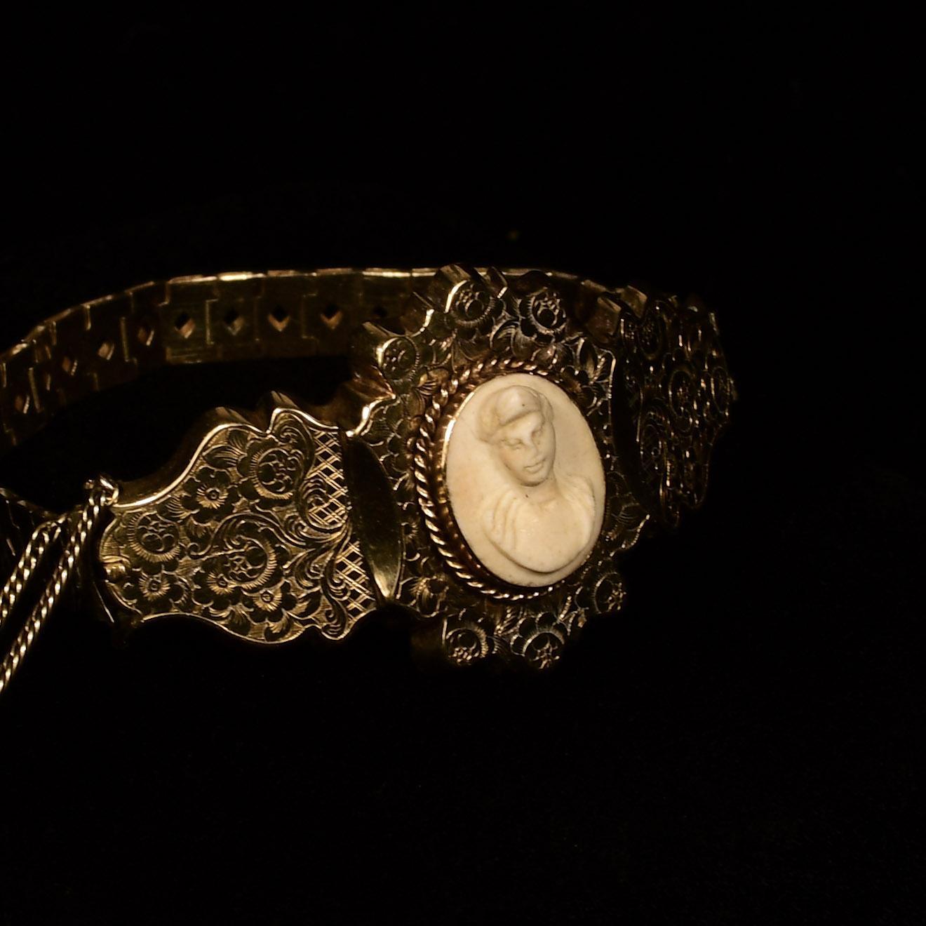 Antique Victorian Cameo Bracelet with Ornate Floral Engraving 14K Gold 5