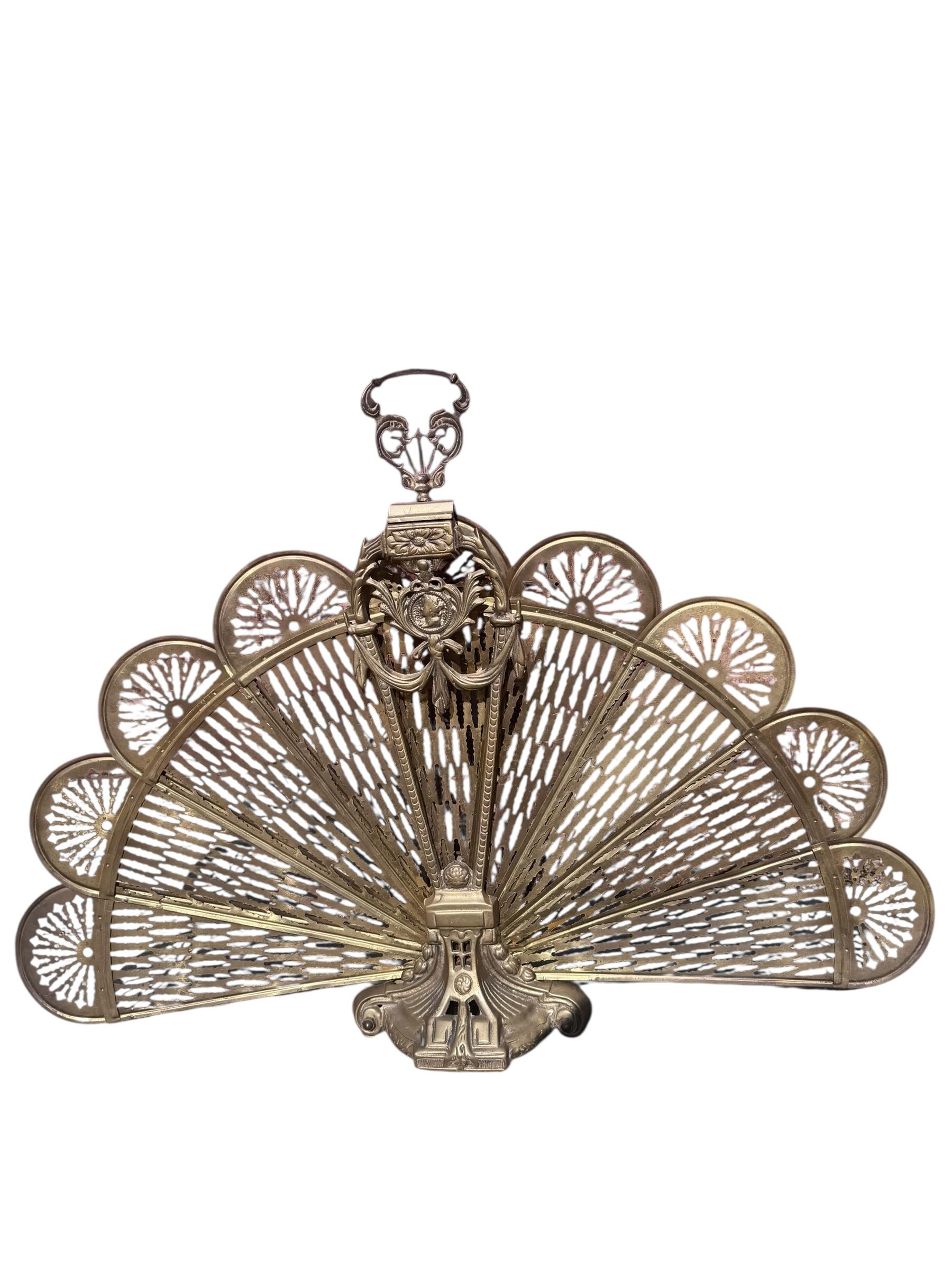 Antique Victorian Cameo Brass Peacock Fireplace Fan Folding Screen In Good Condition For Sale In Chicago, IL
