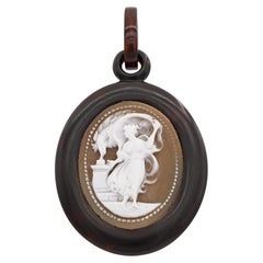 Antique Victorian Cameo Pendant