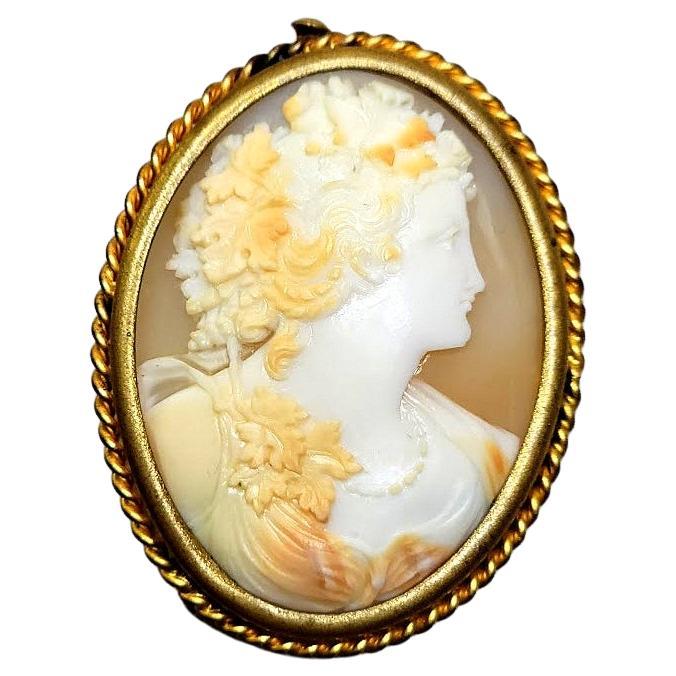 Antique Victorian Cameo Shell Pin Brooch