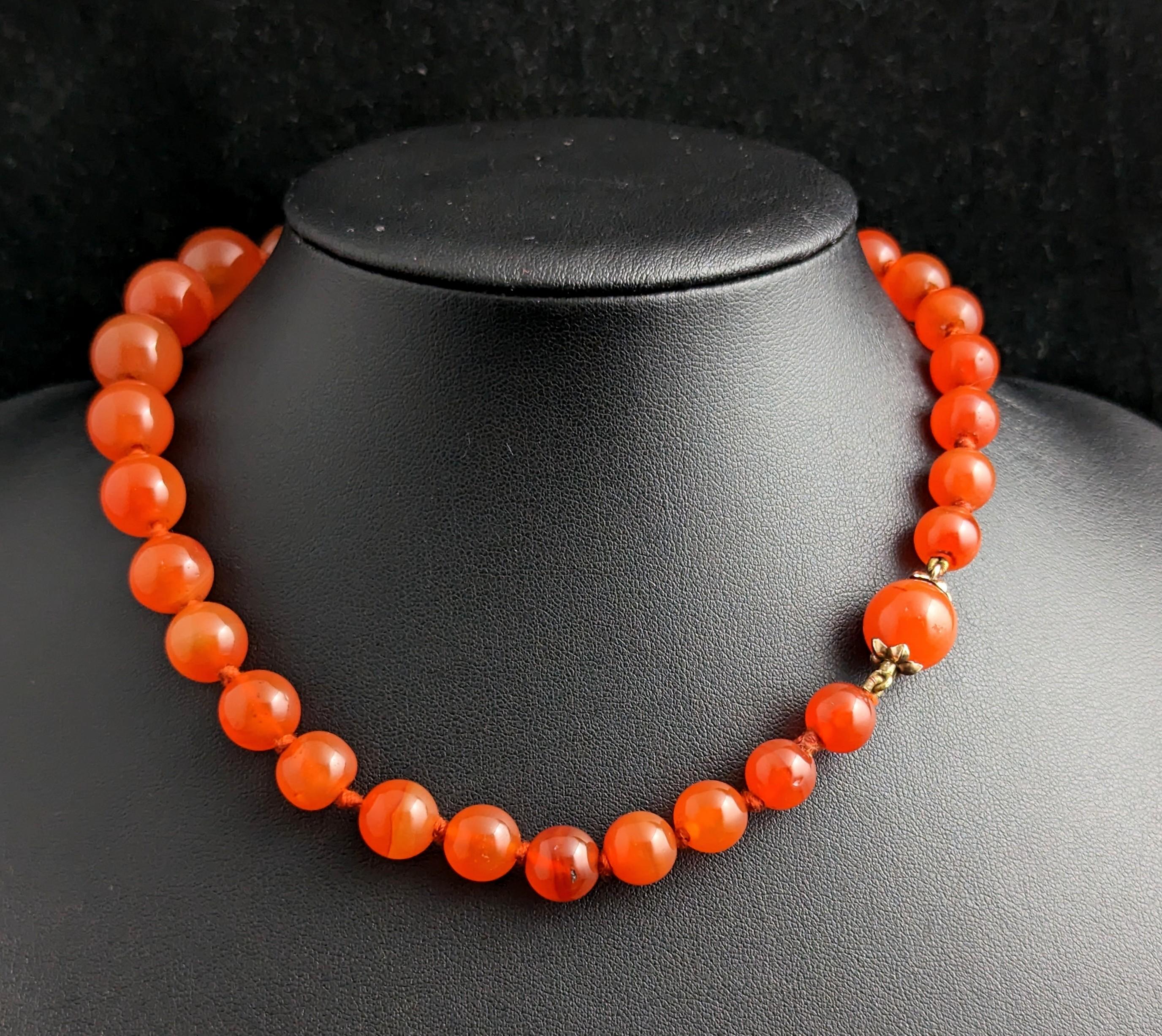 Antique Victorian Carnelian Bead Necklace, 9k Yellow Gold In Fair Condition In NEWARK, GB