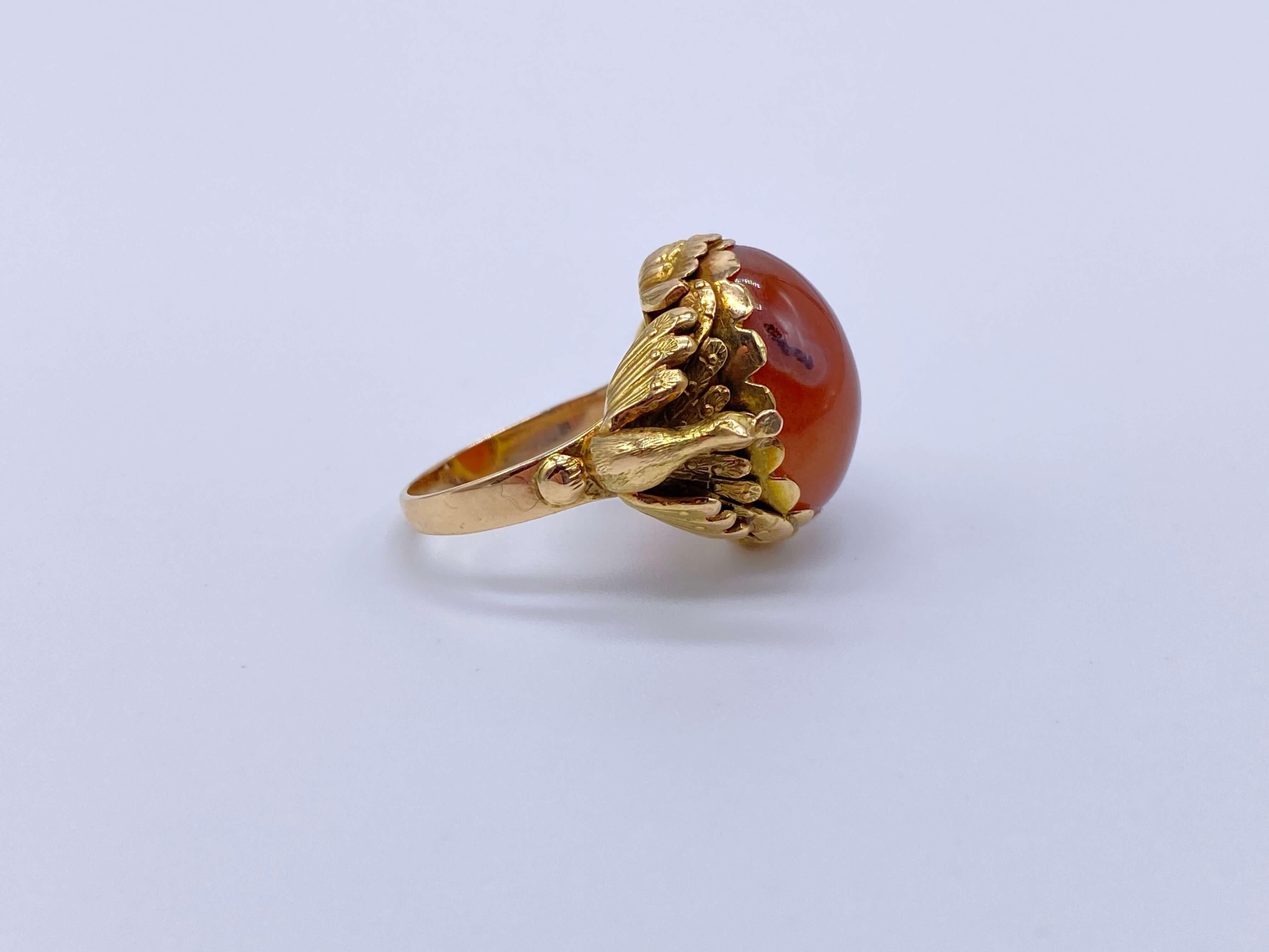 Antiguo Anillo Victoriano de Cornalina y Pavo Real Cabujón en venta