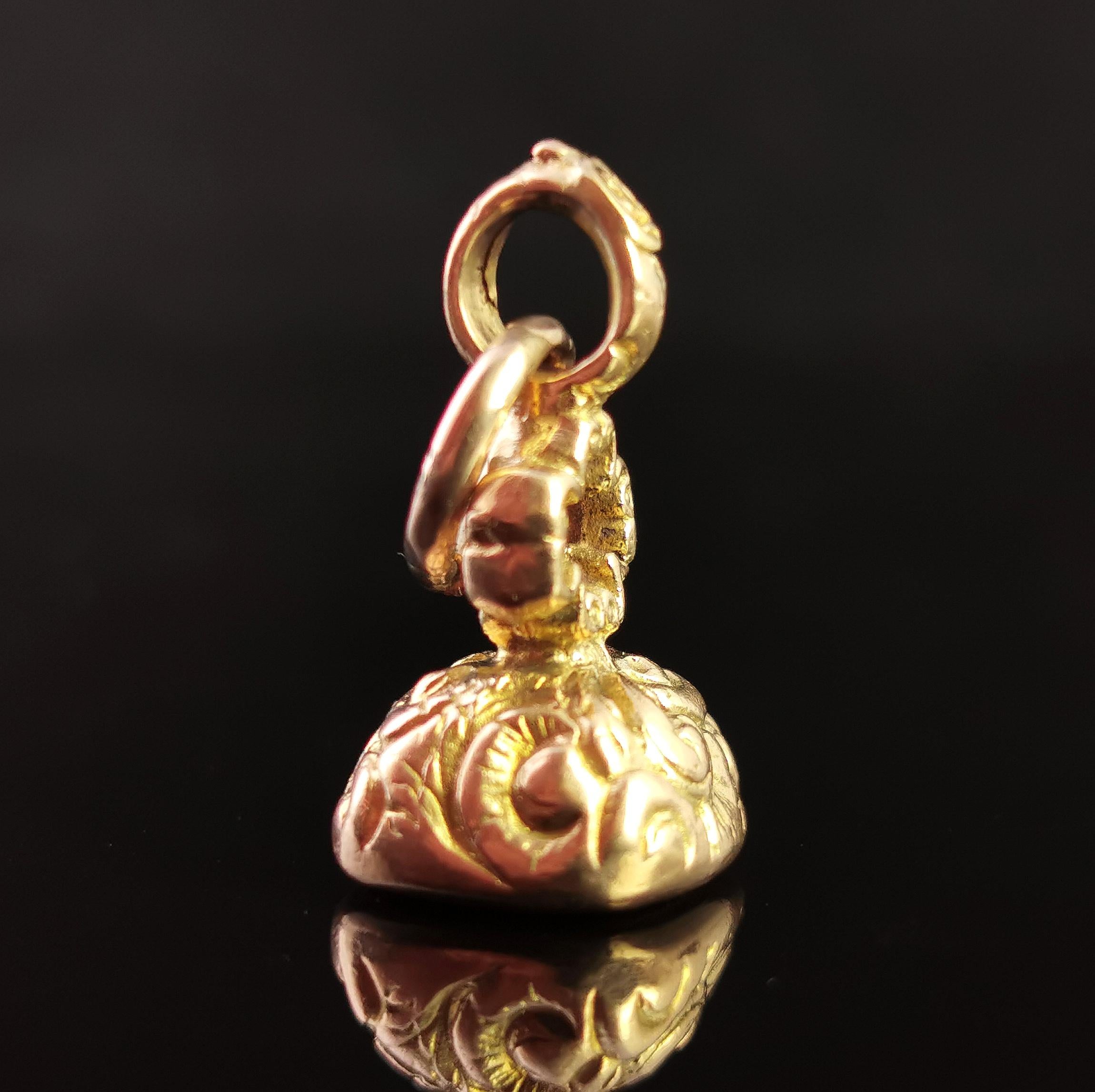 Women's or Men's Antique Victorian Carnelian Seal Fob, 9 Karat Yellow Gold, Roman Soldier