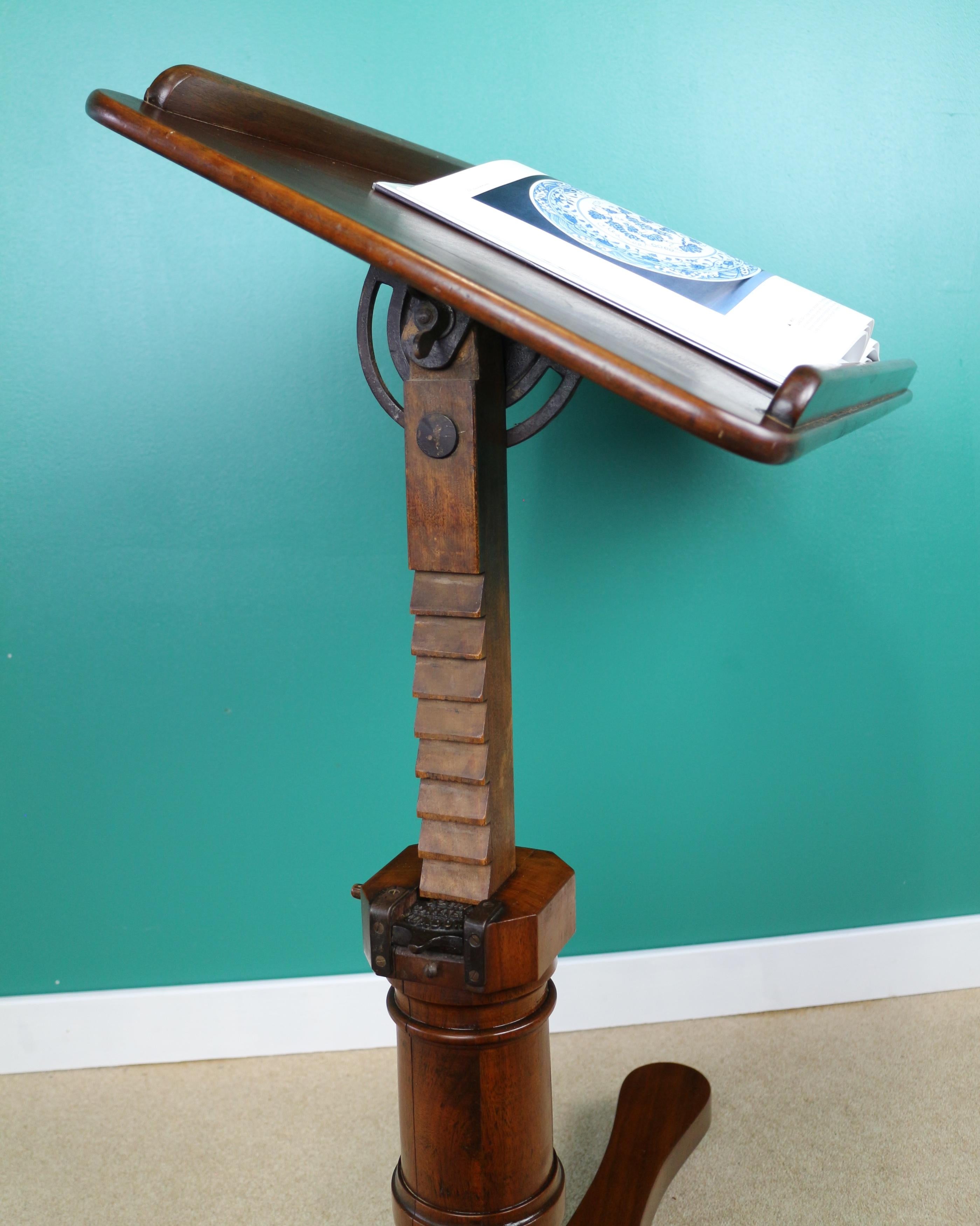 Ancienne table de lecture victorienne en acajou pour lit réglable Carter's Patent London en vente 6