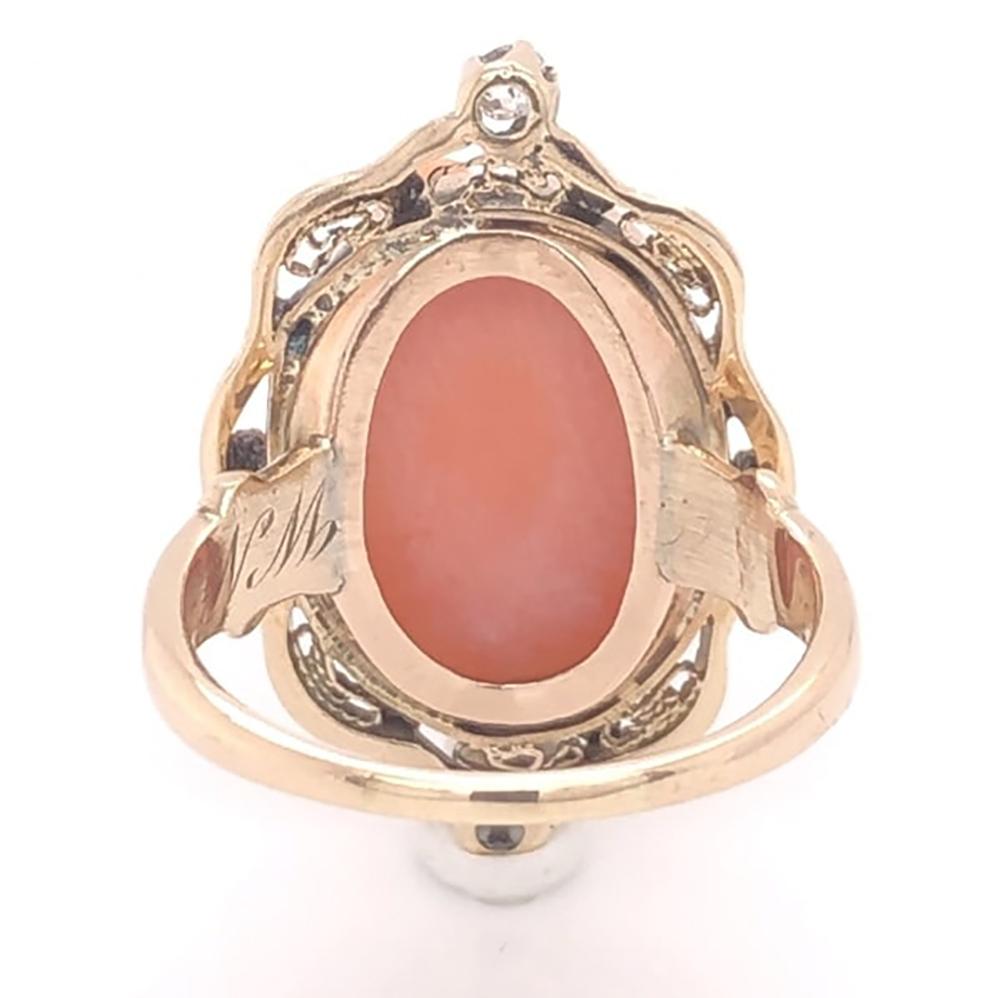 Antique Victorian Carved Coral Diamond Gold Ring Estate Fine Jewelry In Excellent Condition In Montreal, QC