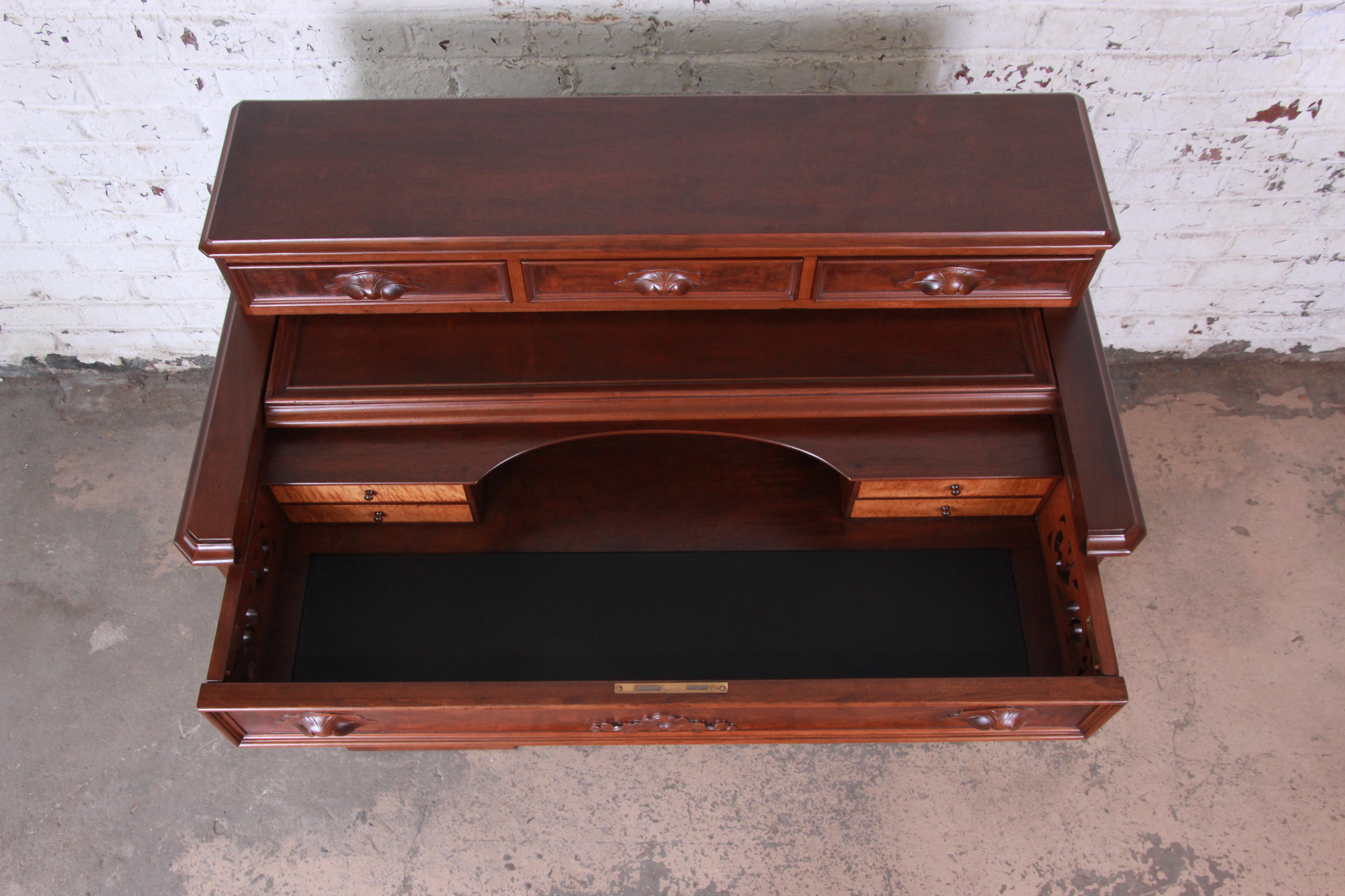 Antique Victorian Carved Flame Mahogany Chicago Railroad Desk, circa 1850 In Good Condition In South Bend, IN