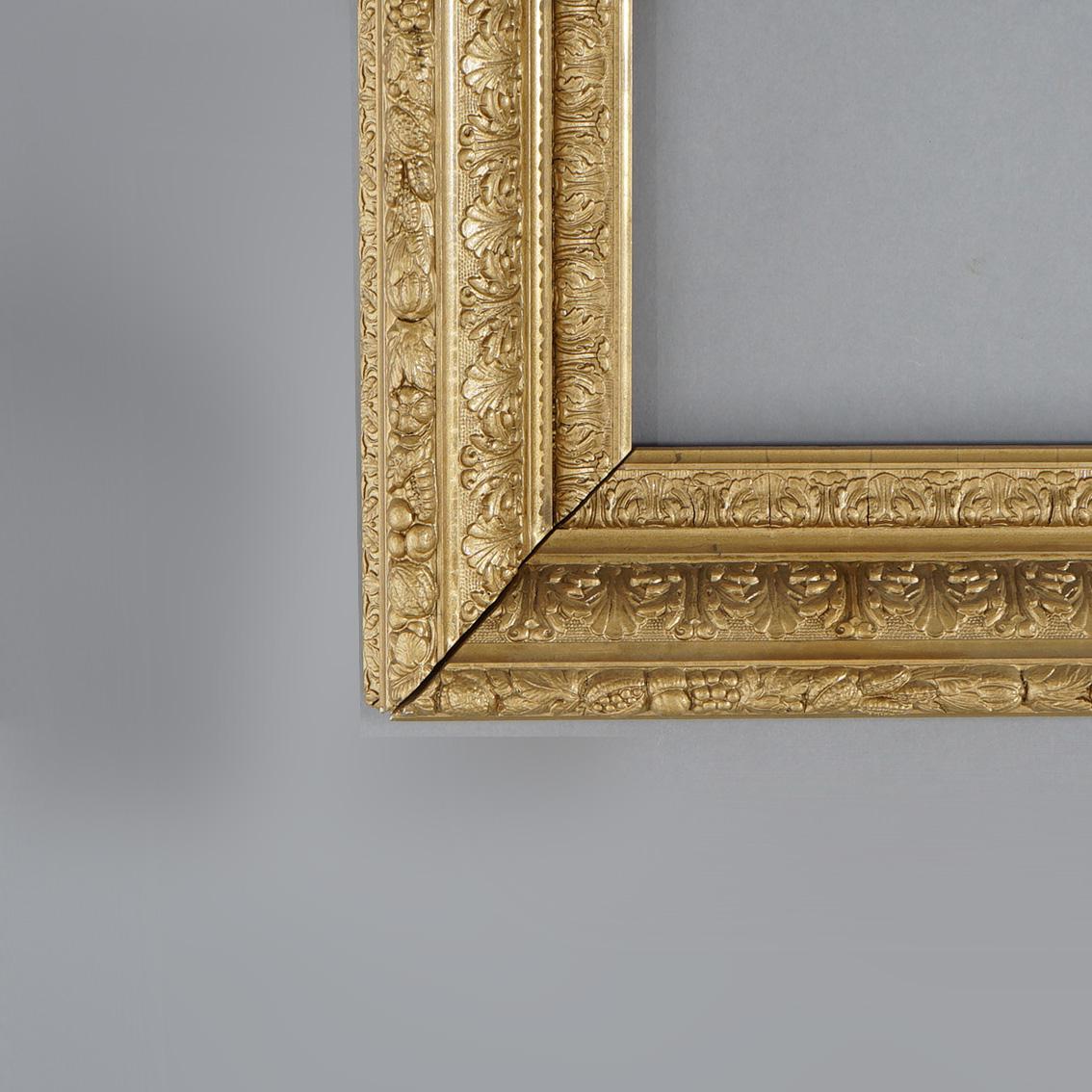Antiker viktorianischer geschnitzter Kunstrahmen aus vergoldetem Holz, 30