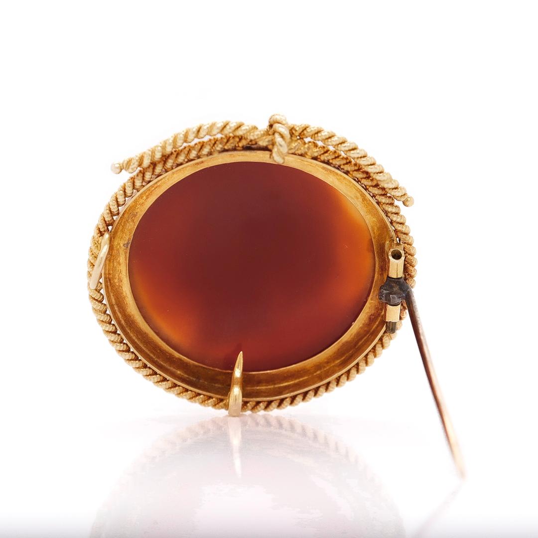 Women's Antique Victorian Carved Hardstone Agate & 18k Gold Cameo Brooch of a Young Lady For Sale