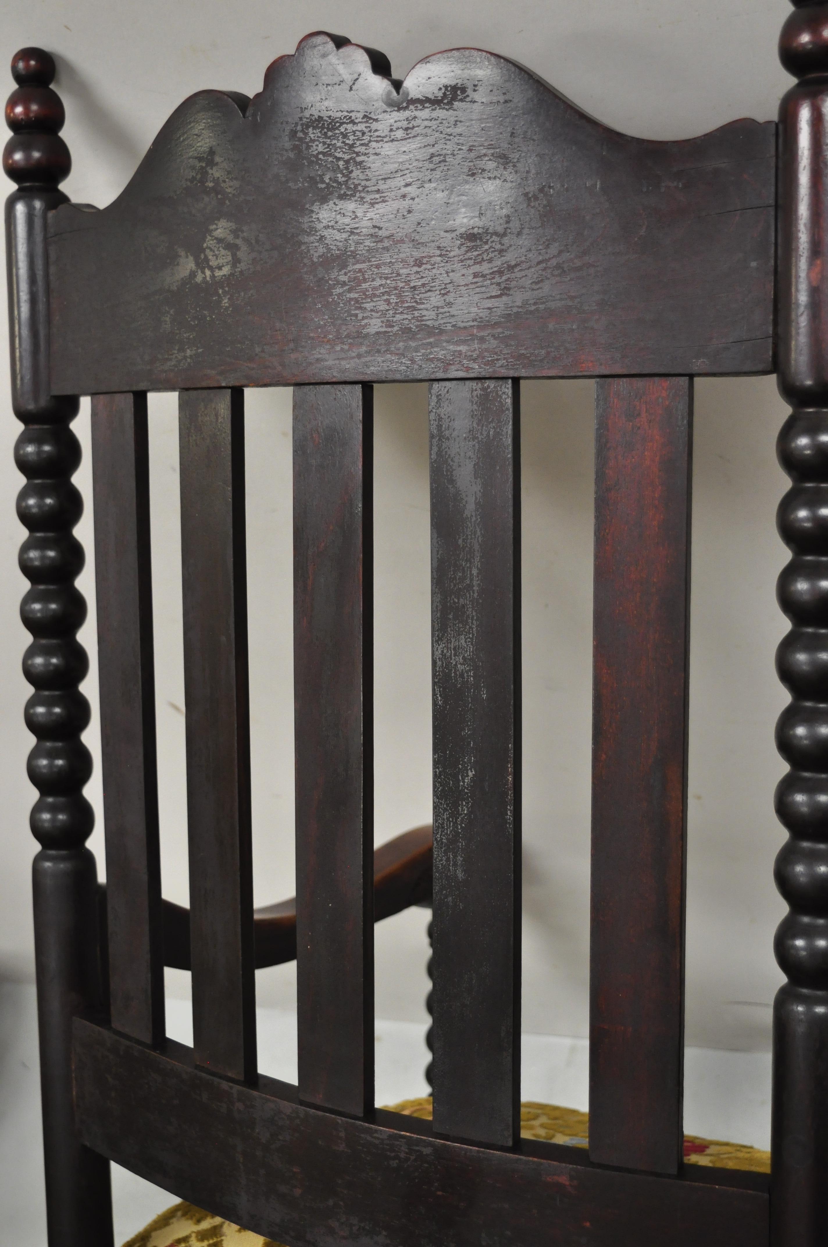 Antique fauteuil à bascule Victorien en acajou sculpté Northwind Face Cornucopia Rocking Chair 2