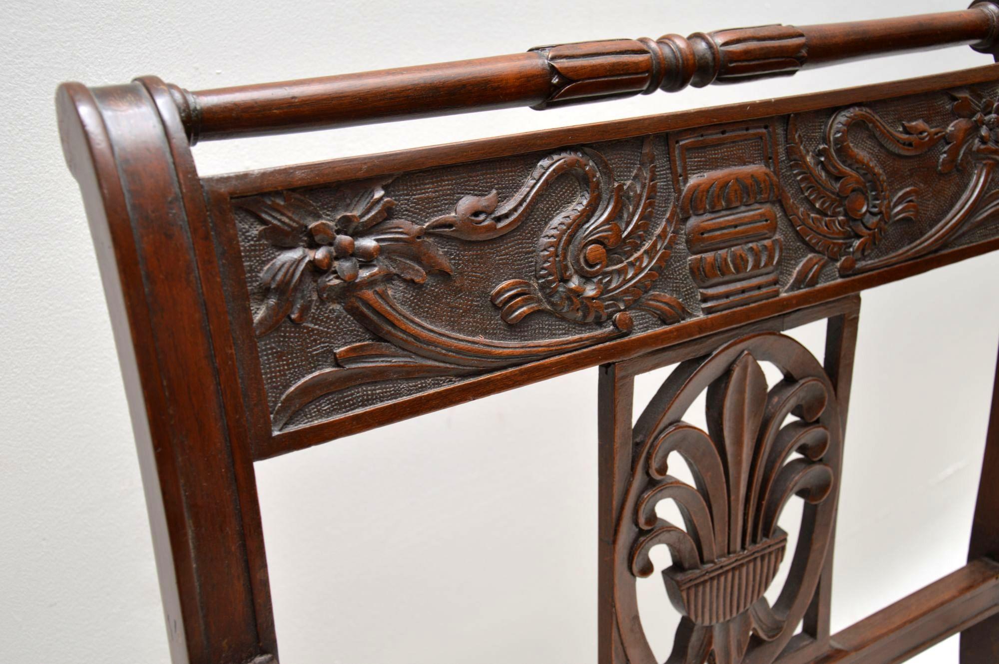 Antique Victorian Carved Mahogany Settee 1