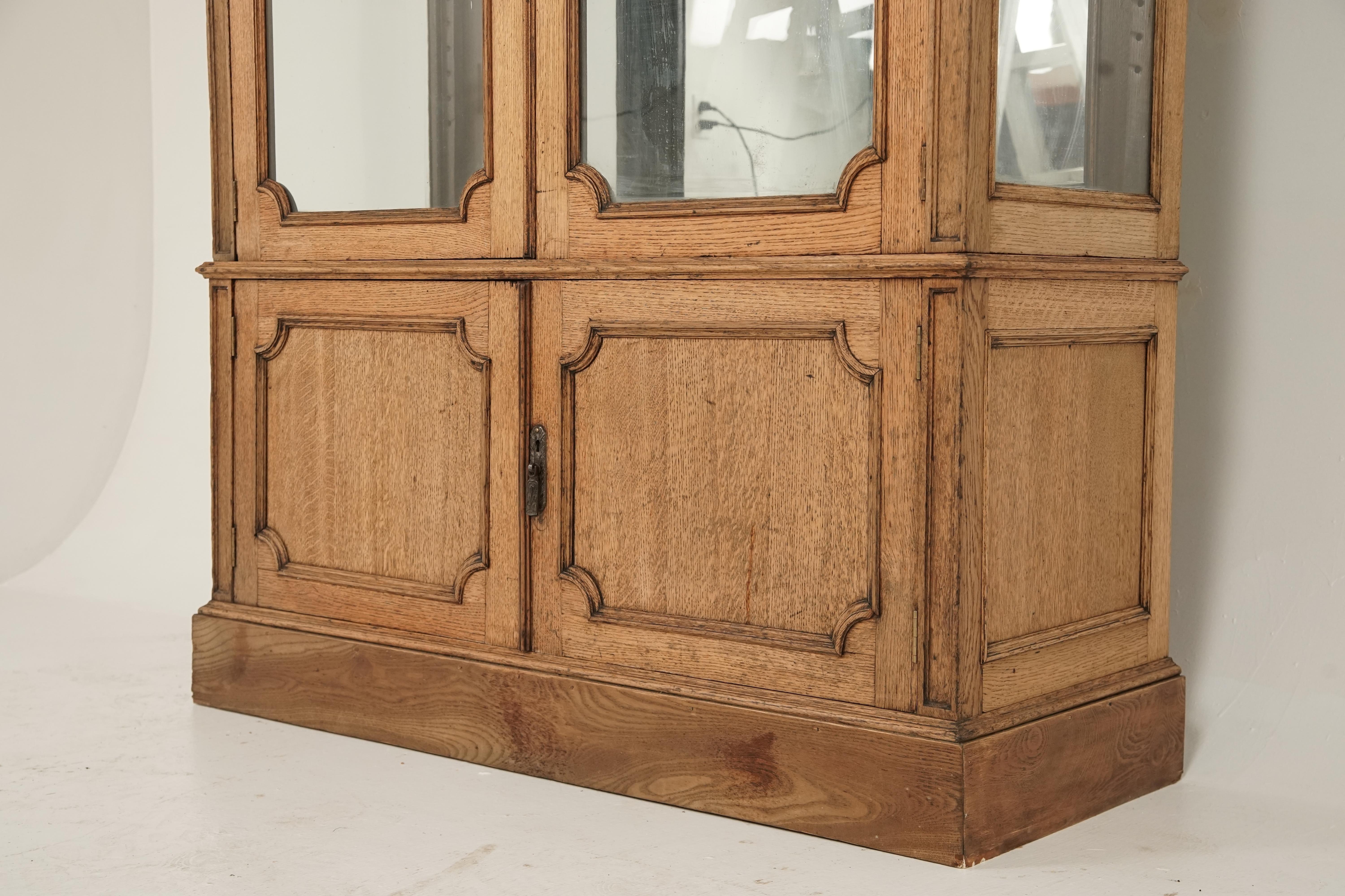 Scottish Antique Victorian Carved Oak 2 Door Display China Cabinet, Scotland, H178