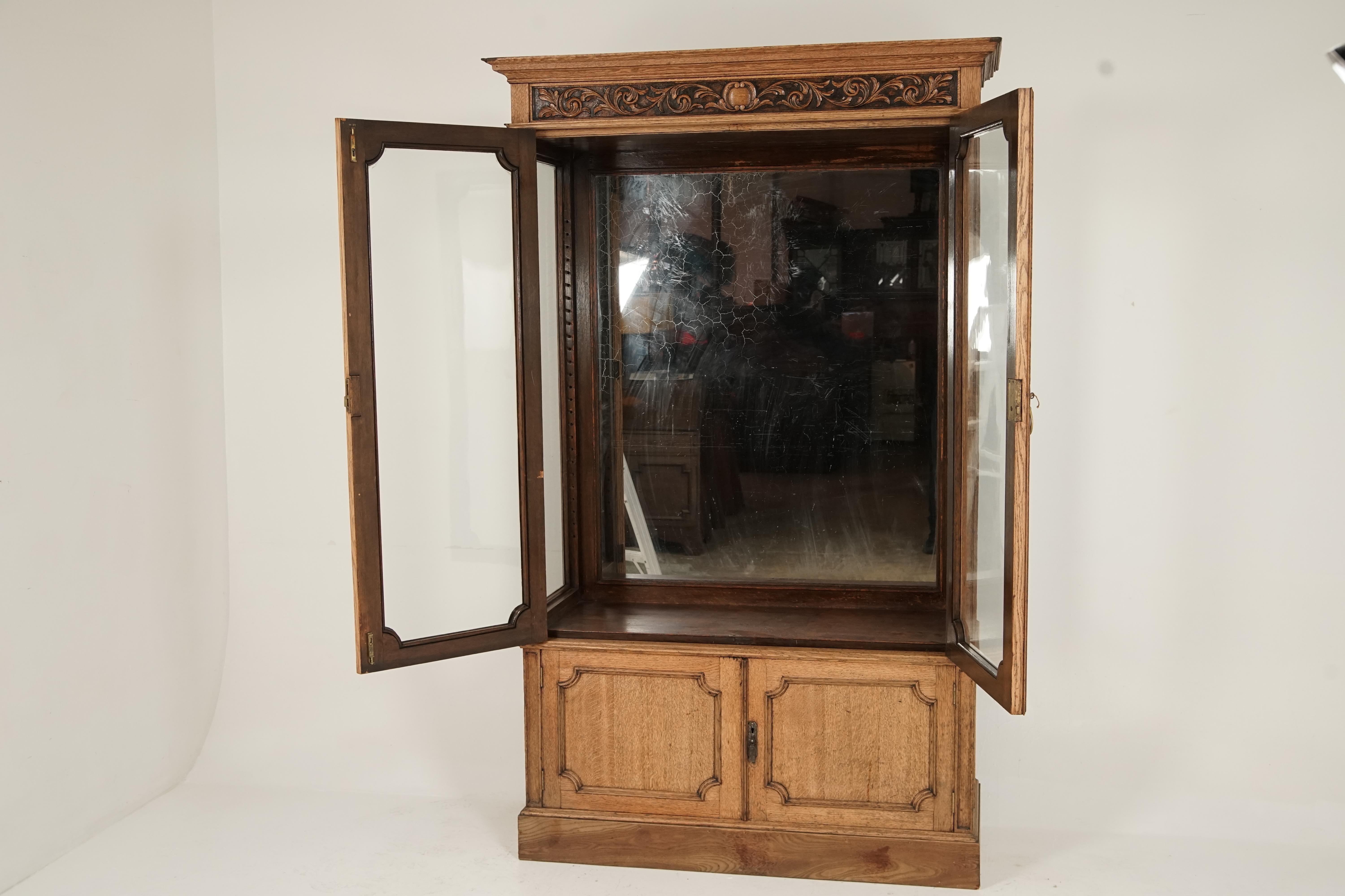 Antique Victorian Carved Oak 2 Door Display China Cabinet, Scotland, H178 In Good Condition In Vancouver, BC
