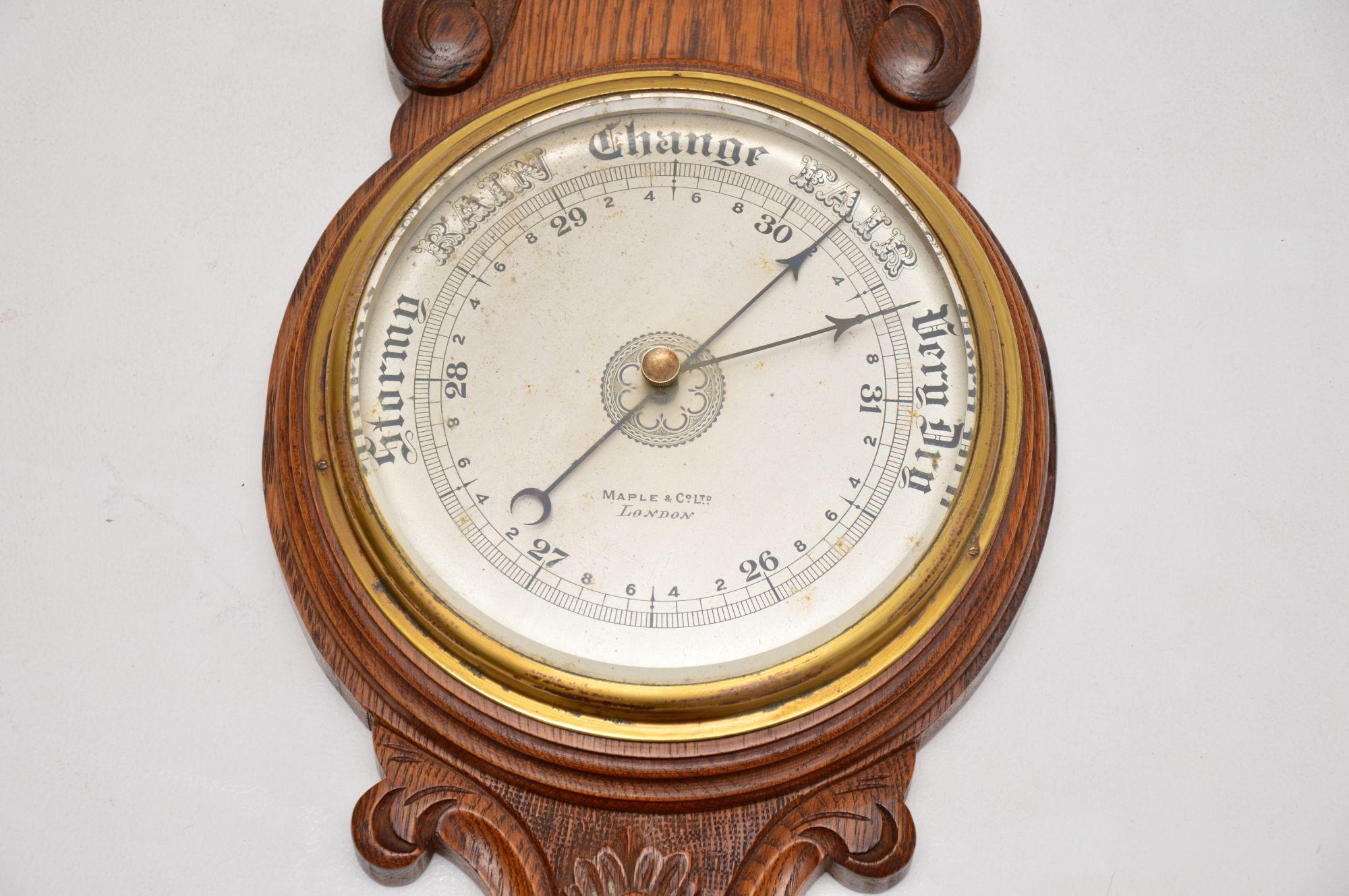 Baromètre Banjo en chêne sculpté de l'époque victorienne par Maple & Co en vente 1