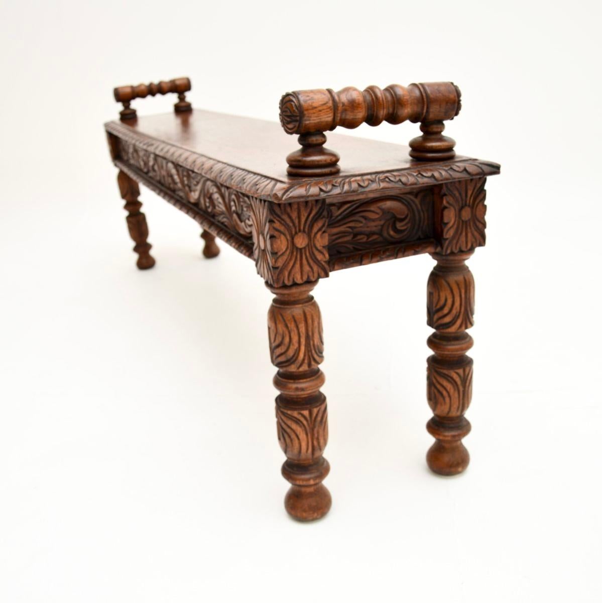 Antique Victorian Carved Oak Bench In Good Condition For Sale In London, GB