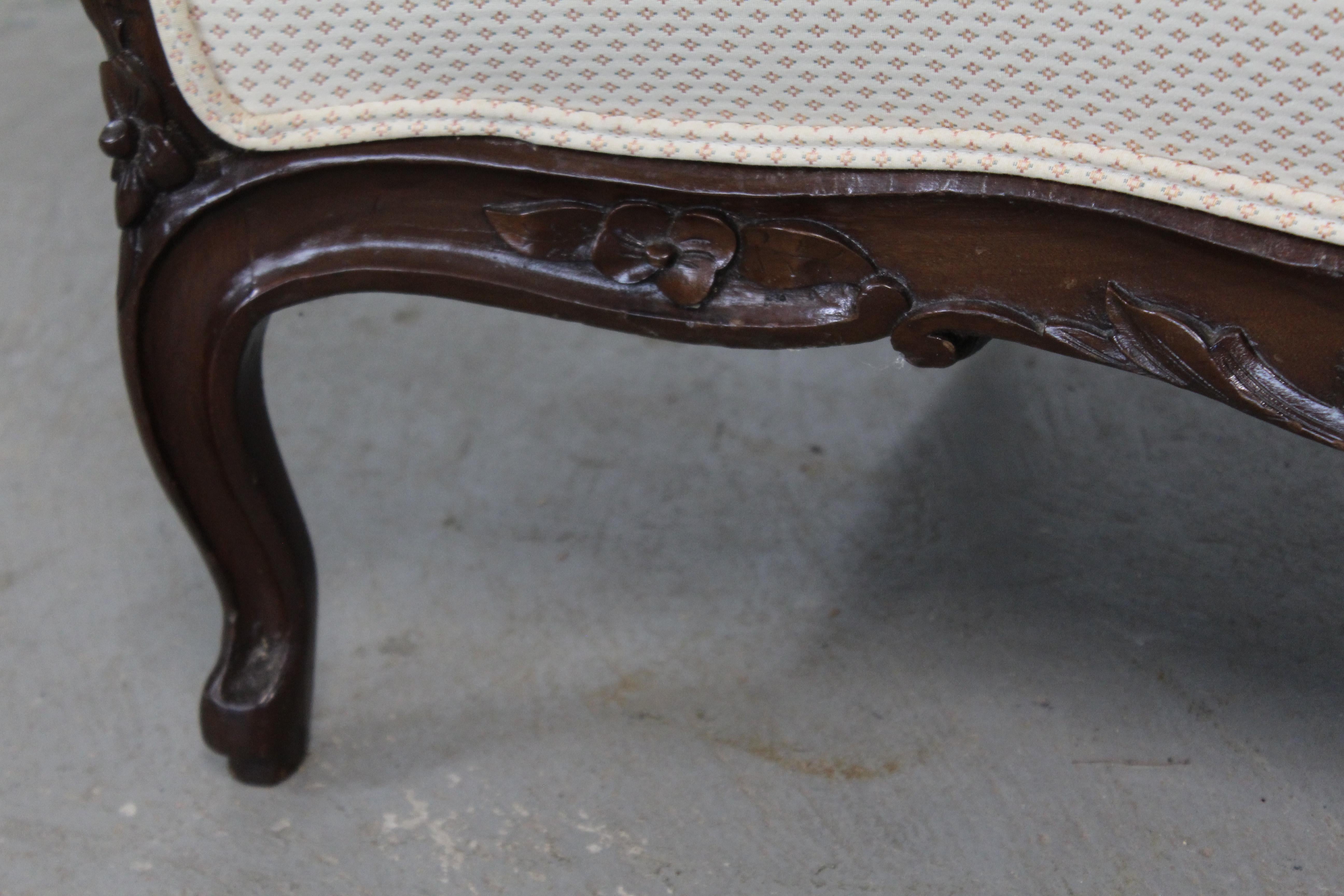 Antique Victorian Carved Settee / Loveseat / Sofa with Tufted Back 7
