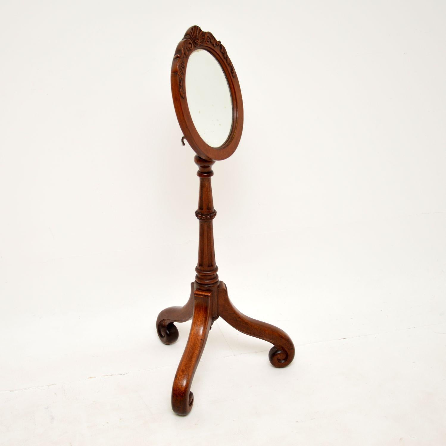 Antique Victorian Carved Shaving Mirror In Good Condition For Sale In London, GB