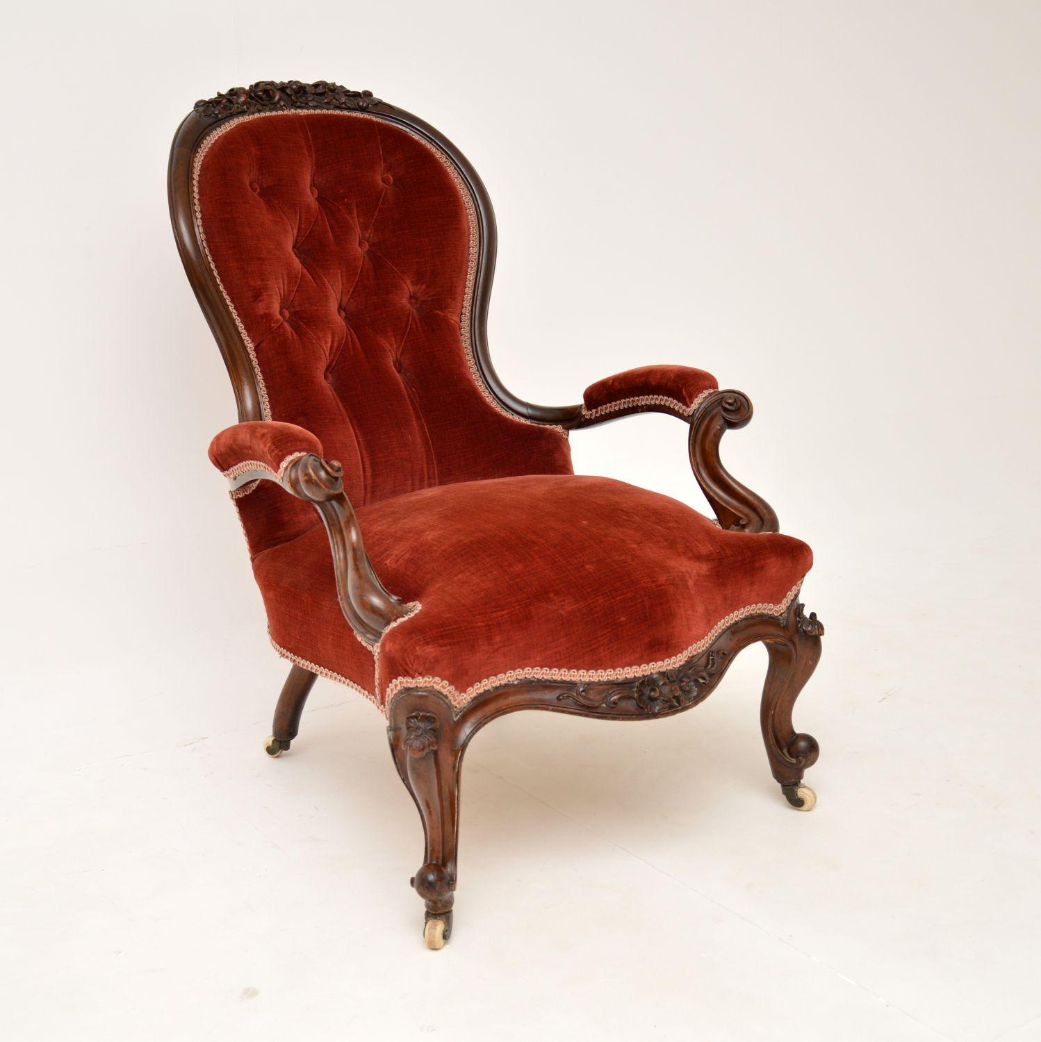 A wonderful original Victorian period spoon back armchair. This was made in England, it dates from around the 1860-1880’s.

It is of fantastic quality, with fine and intricate carving all over the frame. This has plenty of character and charm, the
