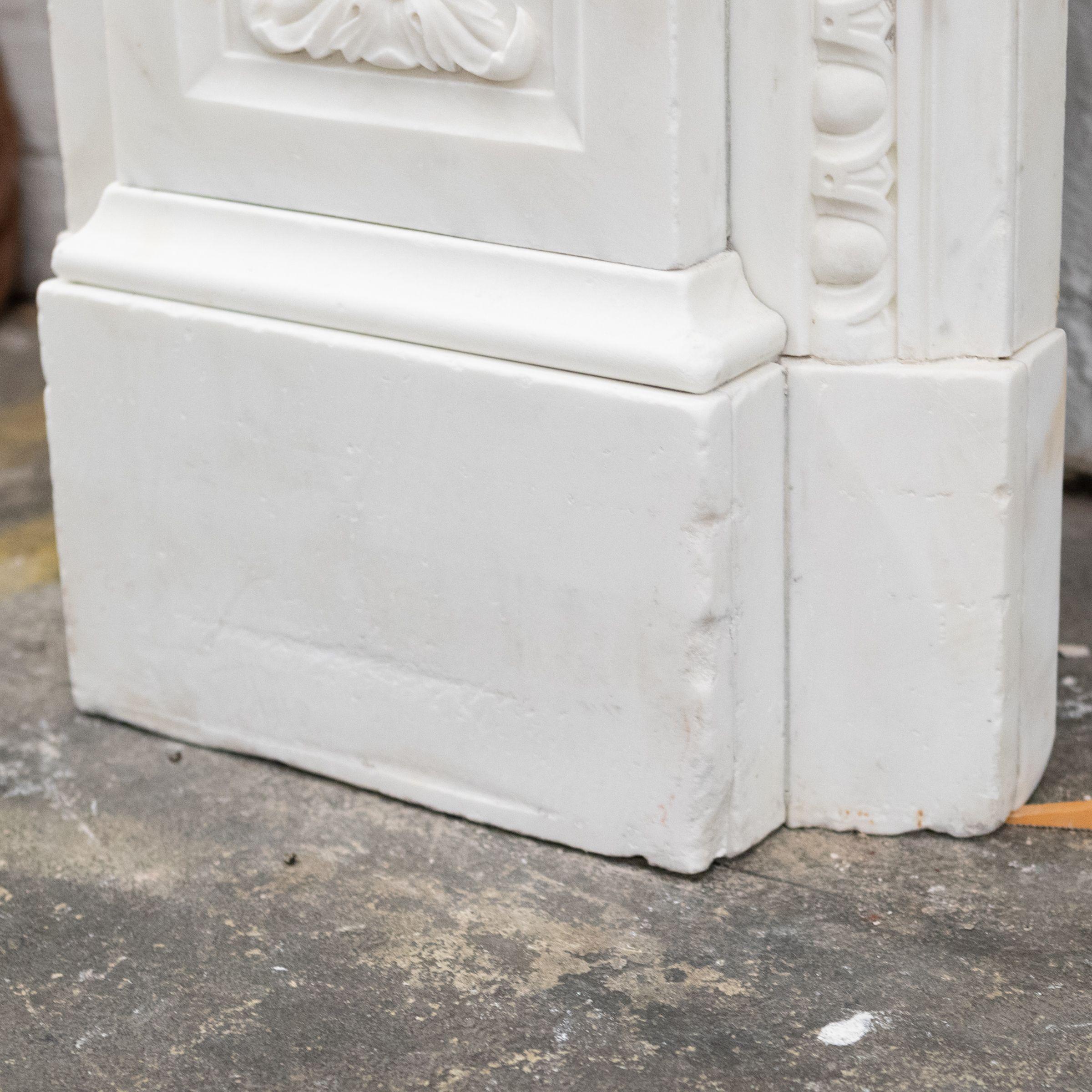 Antique Victorian Carved Statuary Marble Arched Chimneypiece For Sale 3