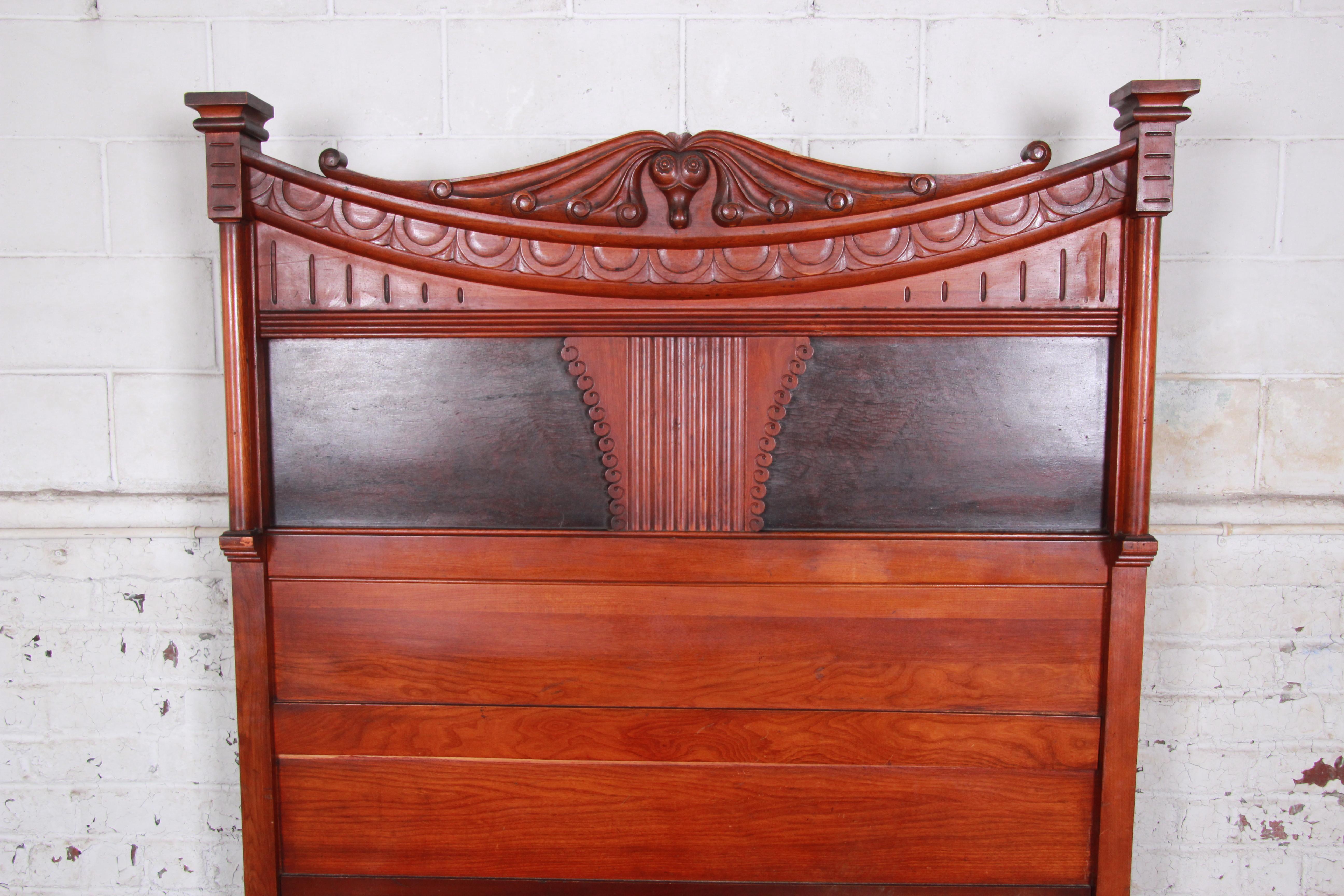 Antique Victorian Carved Walnut and Rosewood Full Size Bed Frame, circa 1870 In Good Condition In South Bend, IN