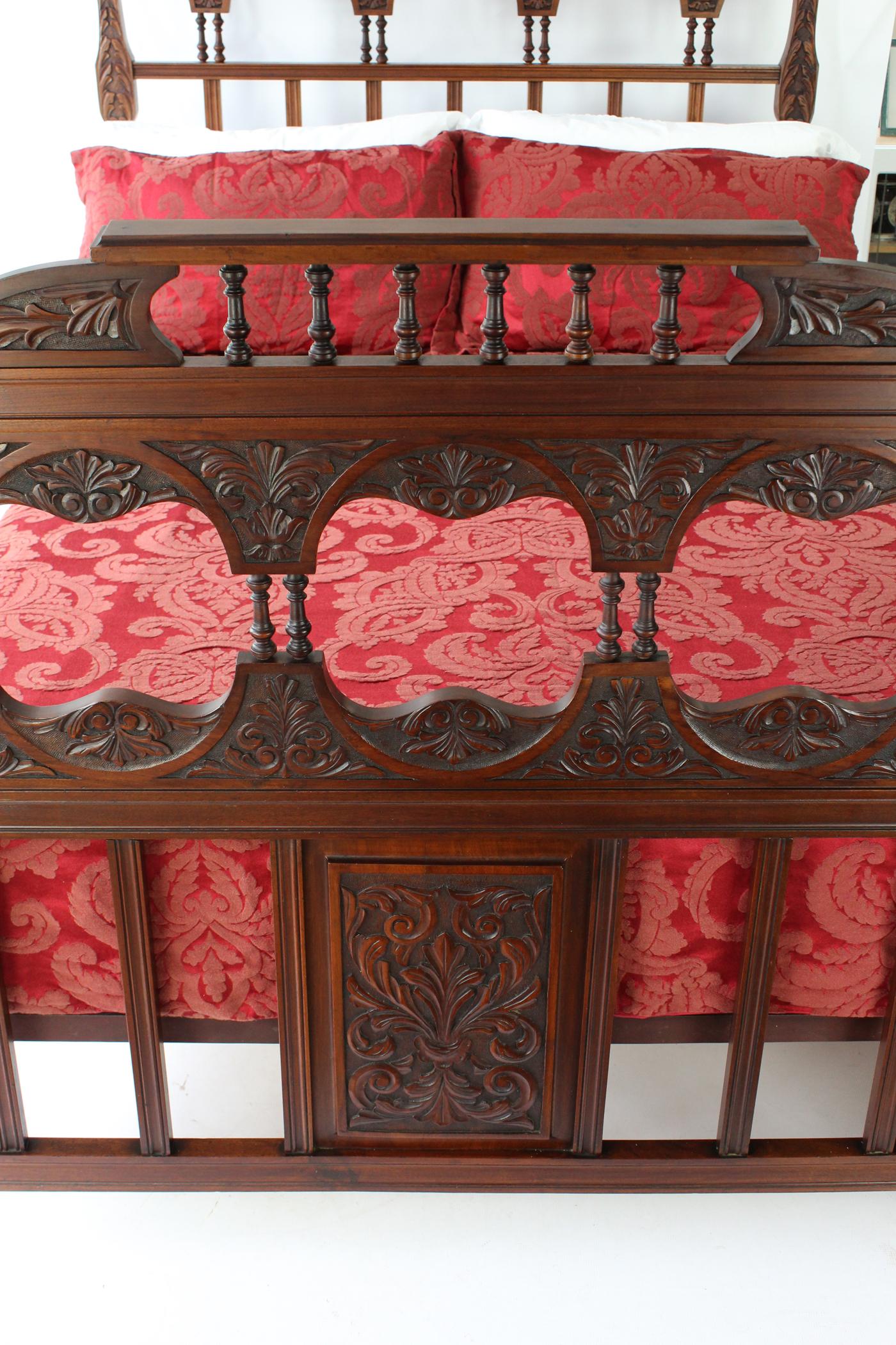 Arts and Crafts Antique Victorian Carved Walnut Bedstead UK Double Bed / US Full 'Frame' For Sale