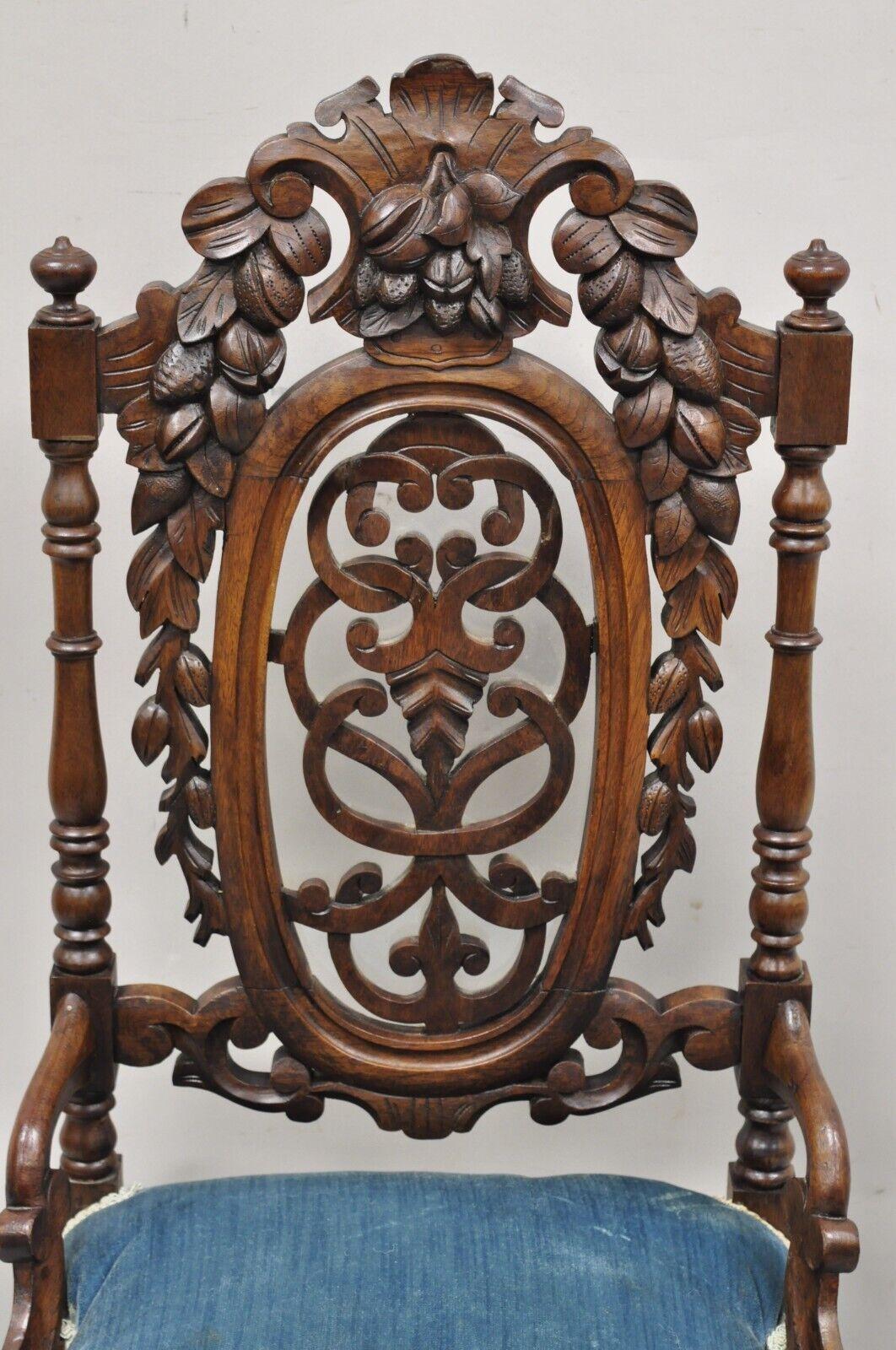 Antique Victorian Carved Walnut Harvest Vine Slipper Chair After John Belter In Good Condition For Sale In Philadelphia, PA