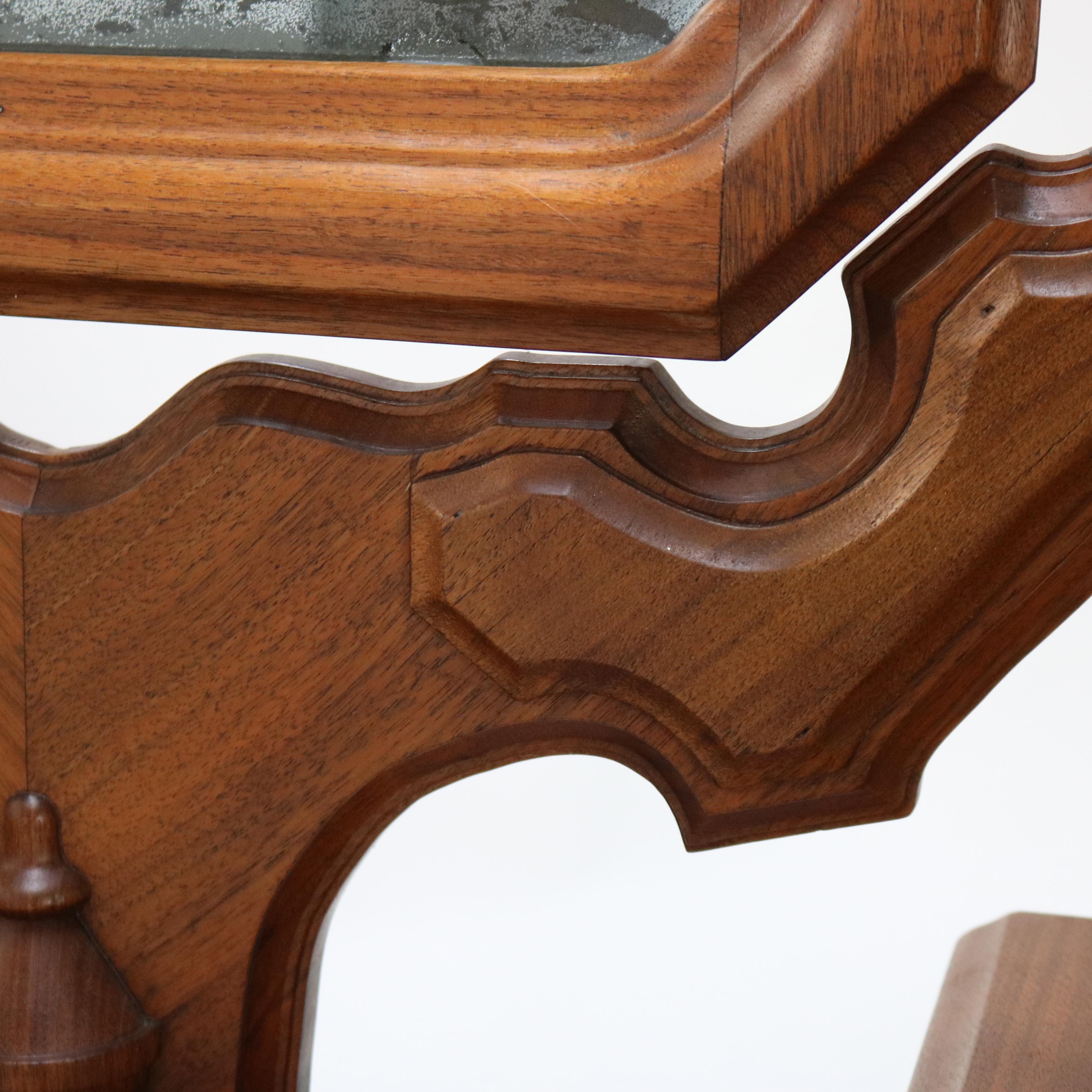 Antique Victorienne Meuble en Noyer Sculpté avec Miroir C1890 en vente 6