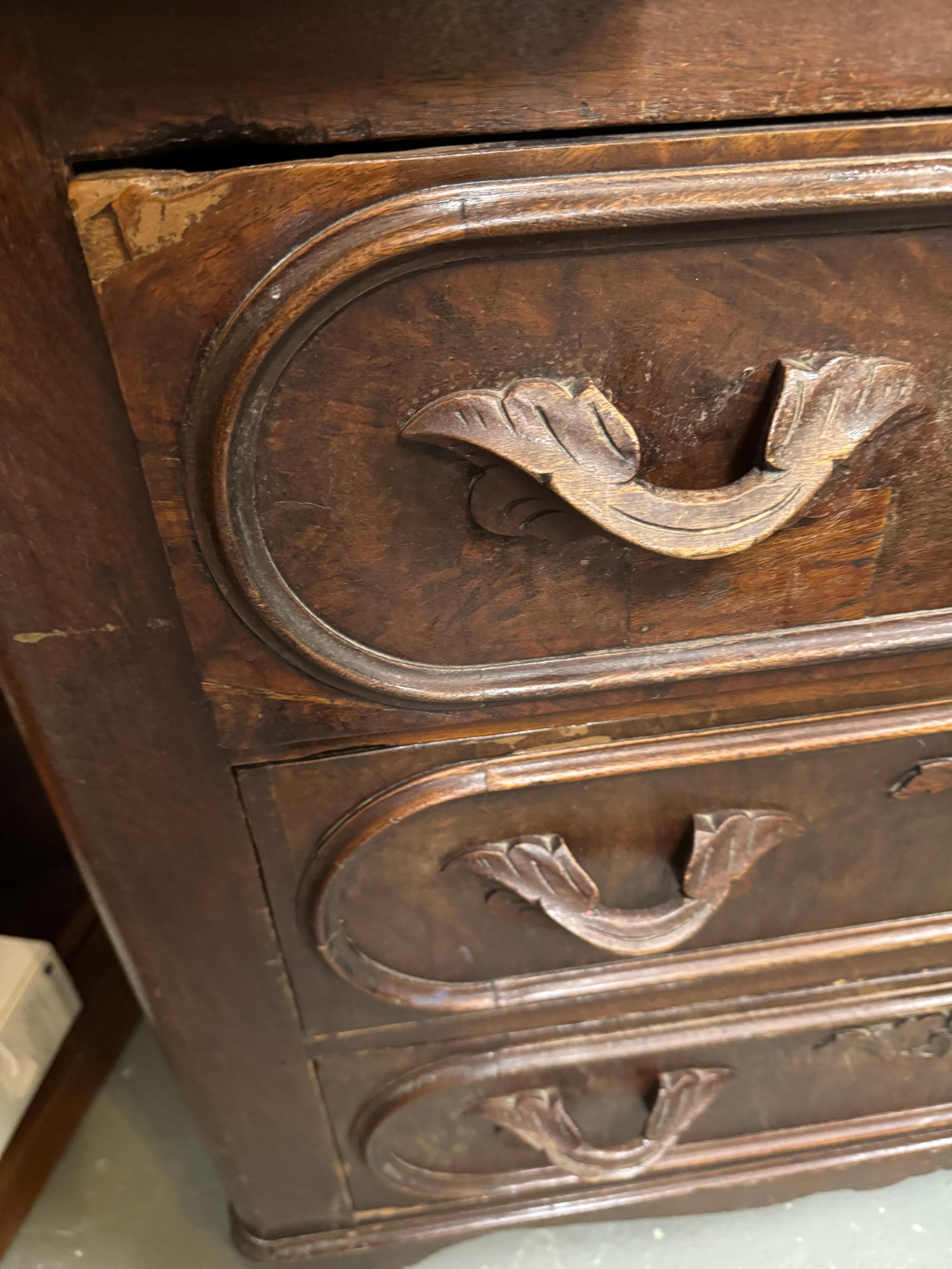 Antique Victorienne Commode à dessus de marbre sculpté en noyer avec Mirror, circa 1890 en vente 6