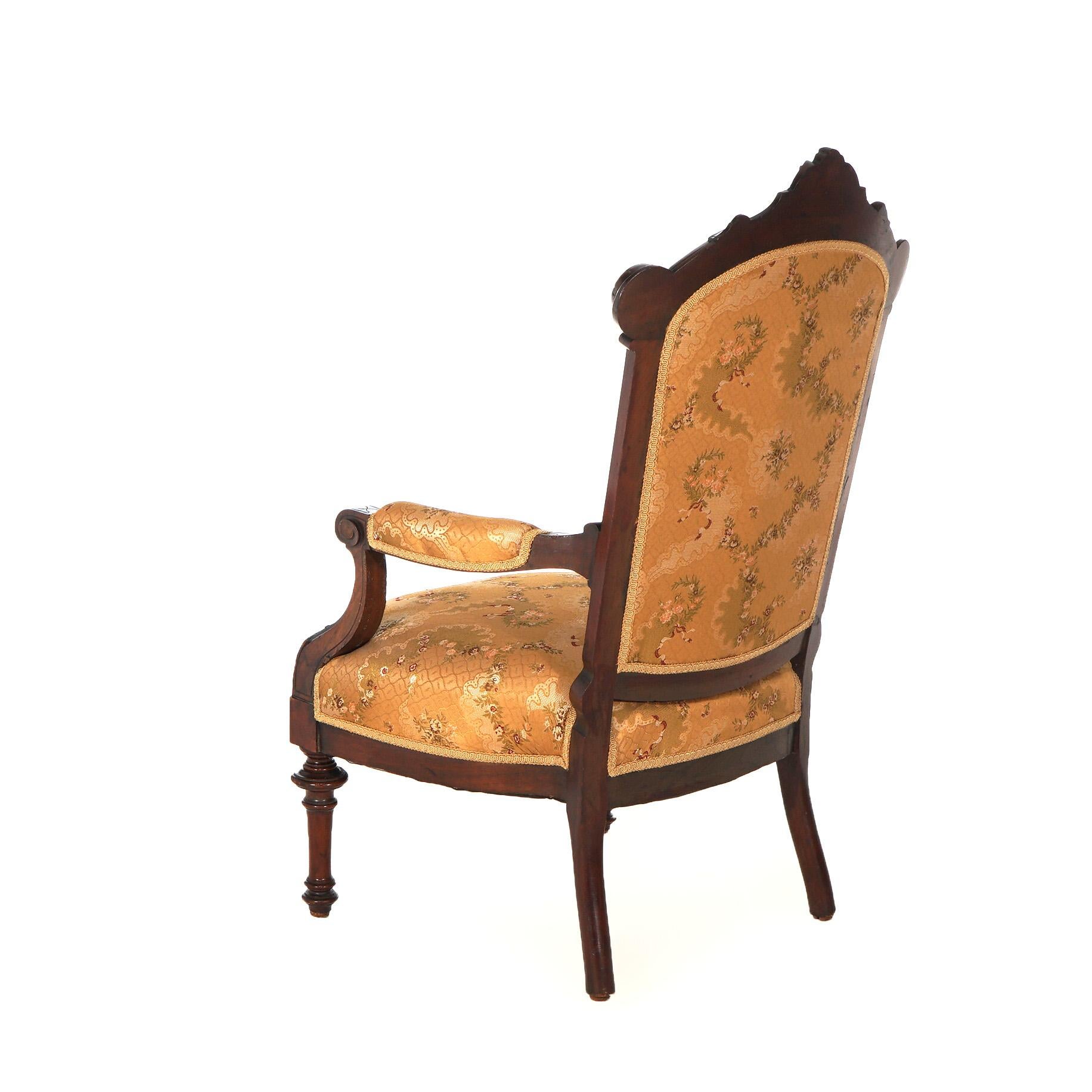 Ancienne chaise victorienne en noyer sculpté pour homme, C1890 en vente 3