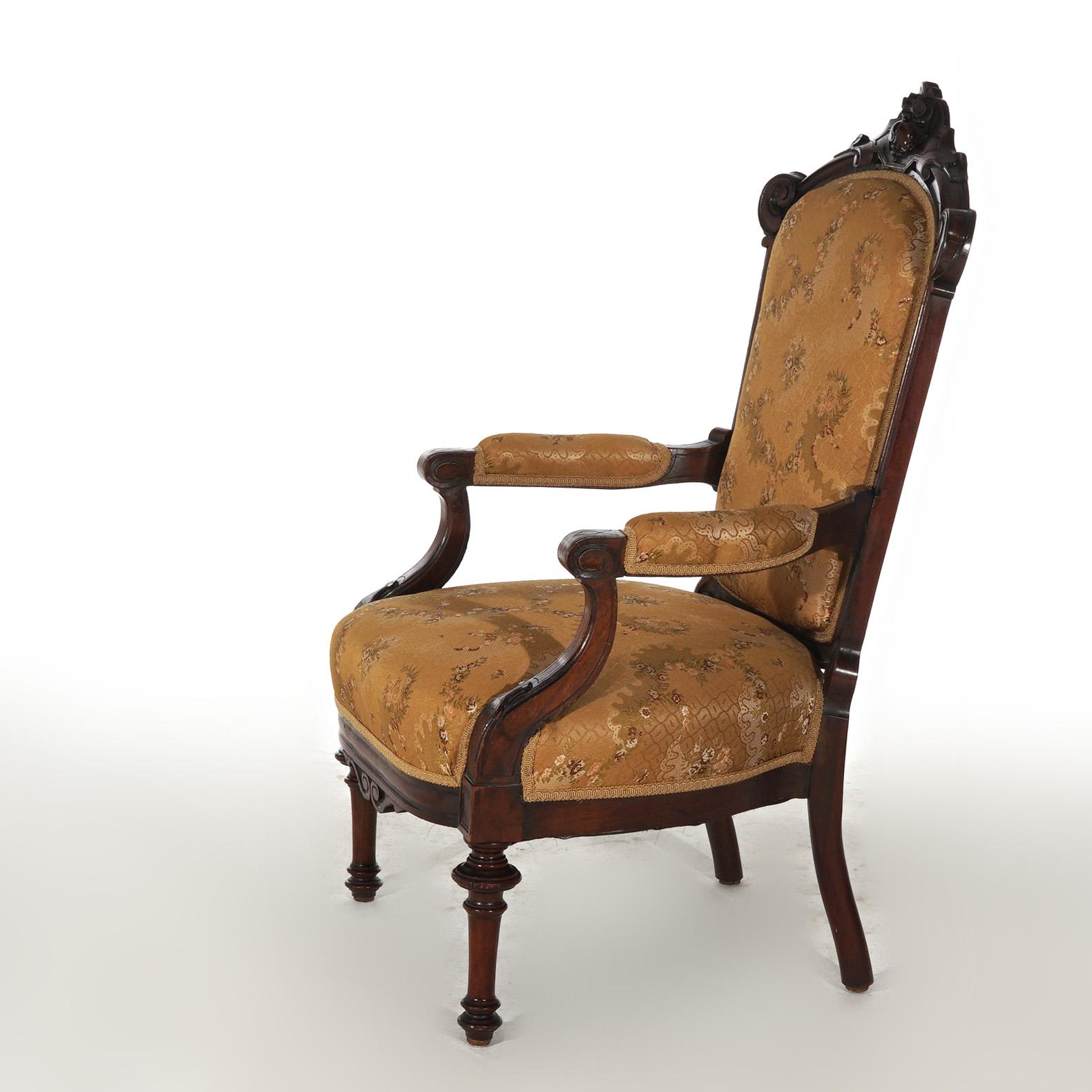 Antique Victorian Carved Walnut Upholstered Gentleman’s Chair C1890 In Good Condition For Sale In Big Flats, NY