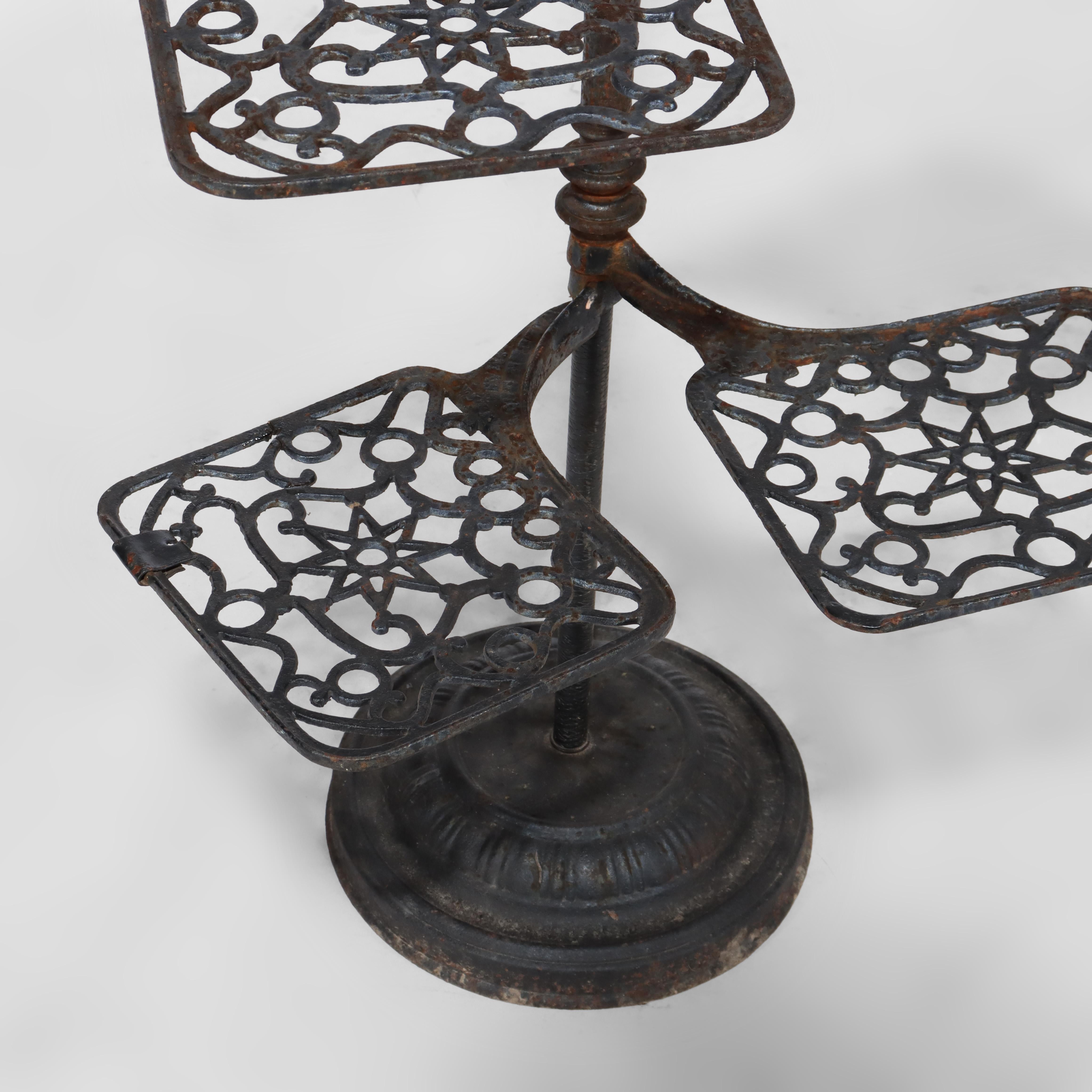 Victorien Ancien support de plantes réglable en fonte victorien C1868 en vente