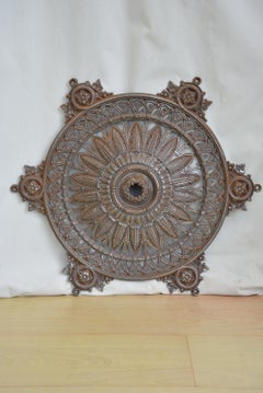 Antique Victorian Cast Iron Ceiling Rose with Feather and Ivy Decoration
